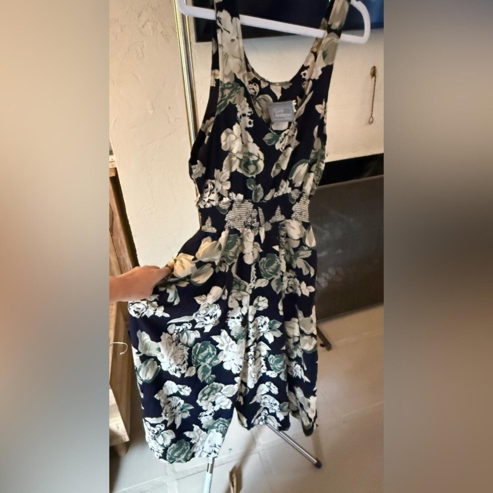 Other Vintage Carol Anderson Floral Crop Jumpsuit Navy Smocked 6 Size 28" / US 6 / IT 42 - 4 Thumbnail