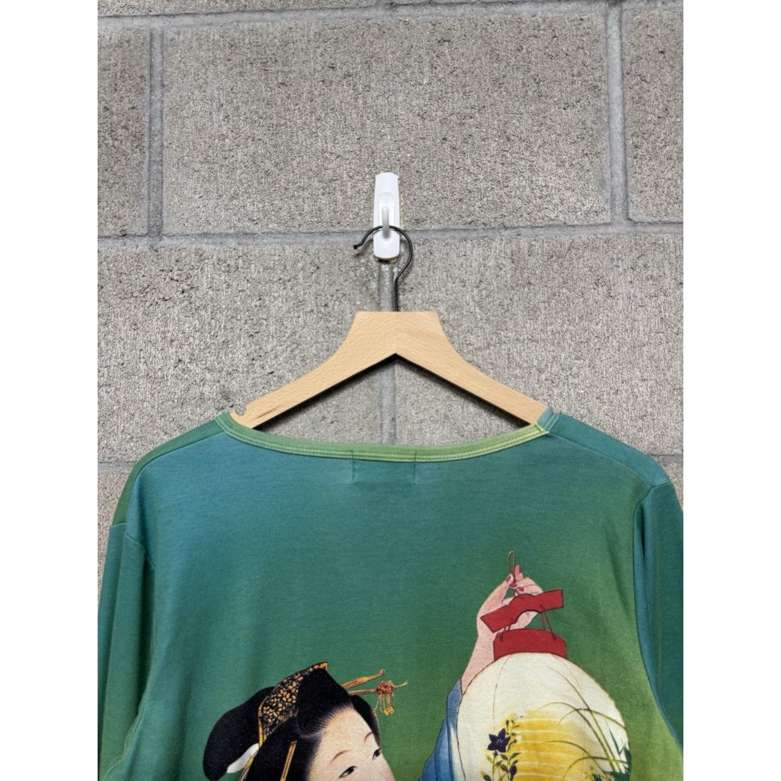 Vintage Vintage Y2K Geisha Lantern Aop Microfiber Blend Top xl women Size XL / US 12-14 / IT 48-50 - 5 Thumbnail