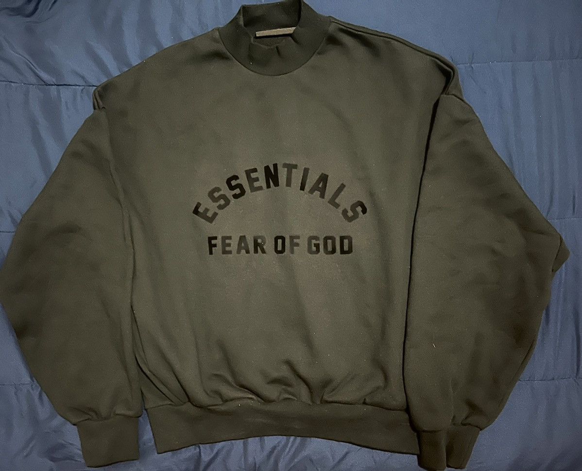 Essentials × Fear of God Fear of God Essentials Core 23 Crewneck Sweatshirt sz M Size US M / EU 48-50 / 2 - 1 Thumbnail