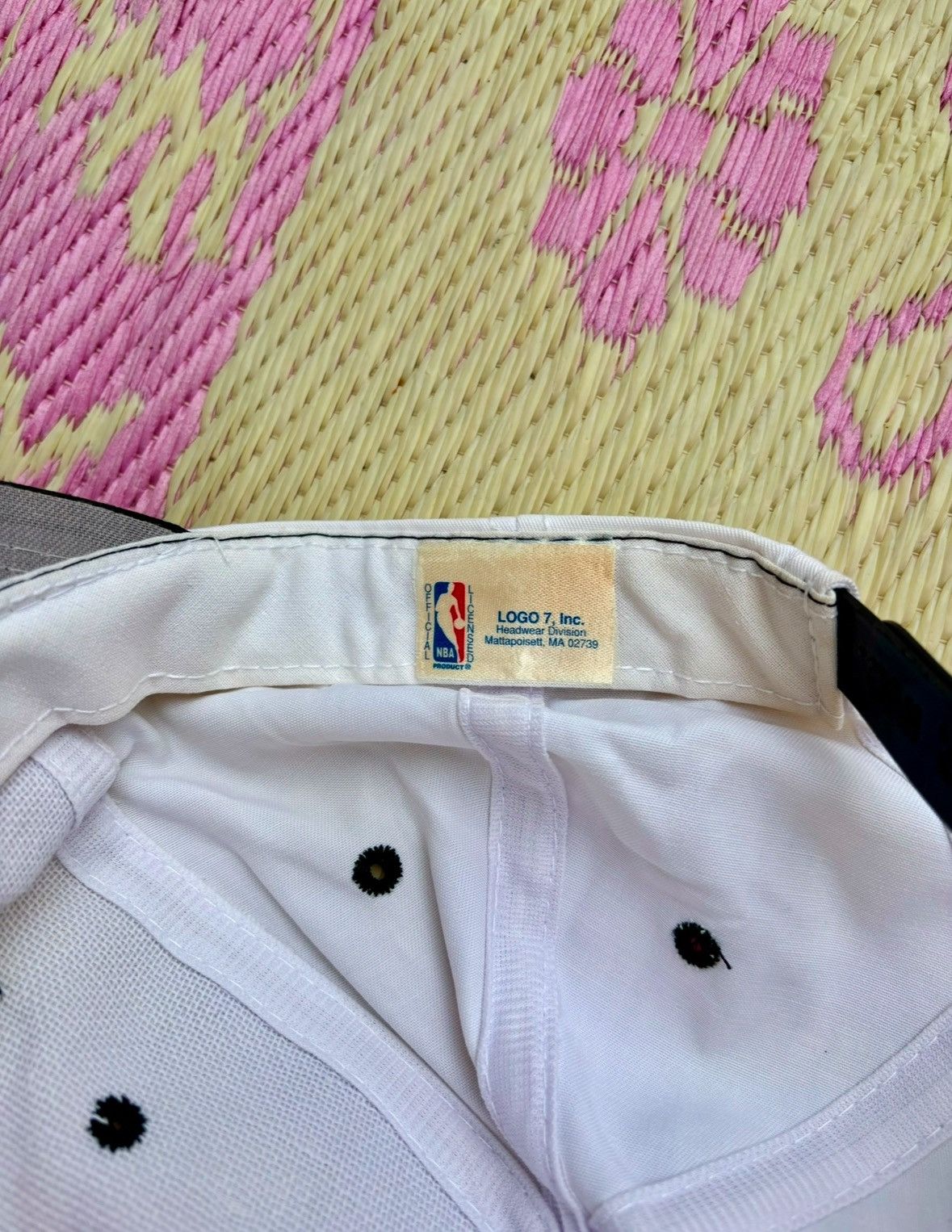 Logo 7 × NBA × Vintage Vintage 1996 Chicago Bulls NBA Champions Logo 7 Snapback Hat Size ONE SIZE - 8 Thumbnail