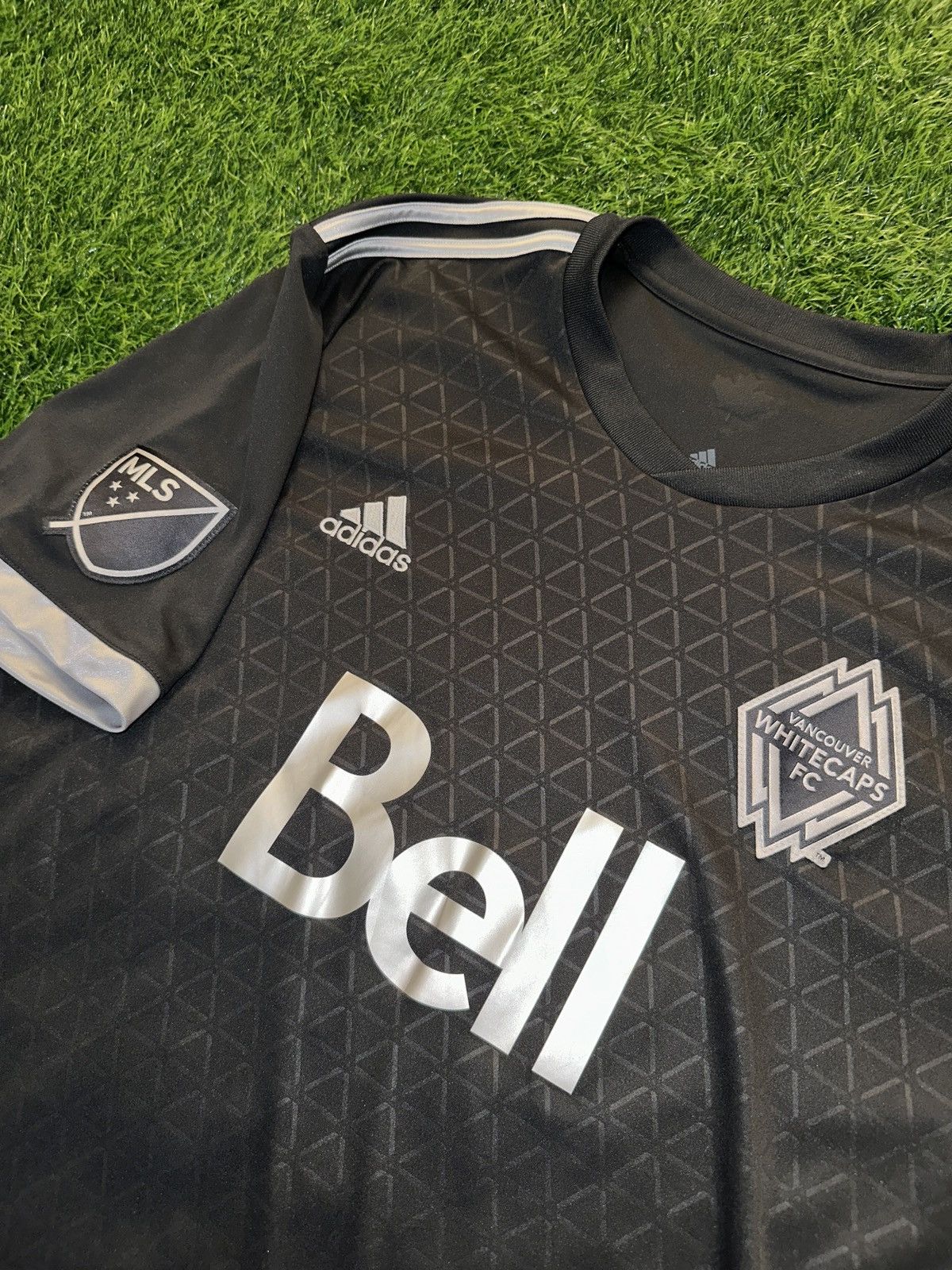 Adidas Adidas mls vancouver whitecaps soccer jersey size 2XL Size US XXL / EU 58 / 5 - 3 Thumbnail