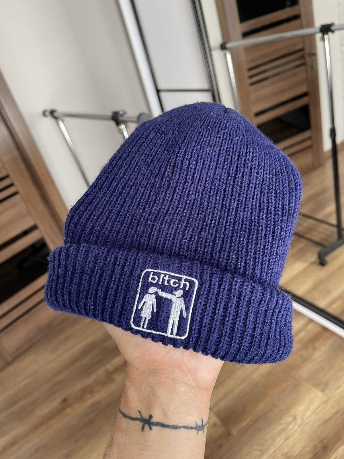 Vintage Bitch Skateboards Vintage Beanie Hat 90s USA Size ONE SIZE - 3 Thumbnail
