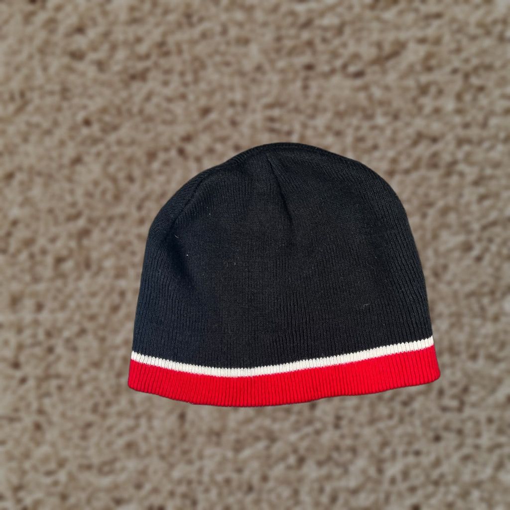 Vintage Beanie Toque Adult One Size Black Red White Striped Knit 100% Acrylic Snow Ski Hat/Cap Unbranded Unisex beanie Size ONE SIZE - 1 Thumbnail
