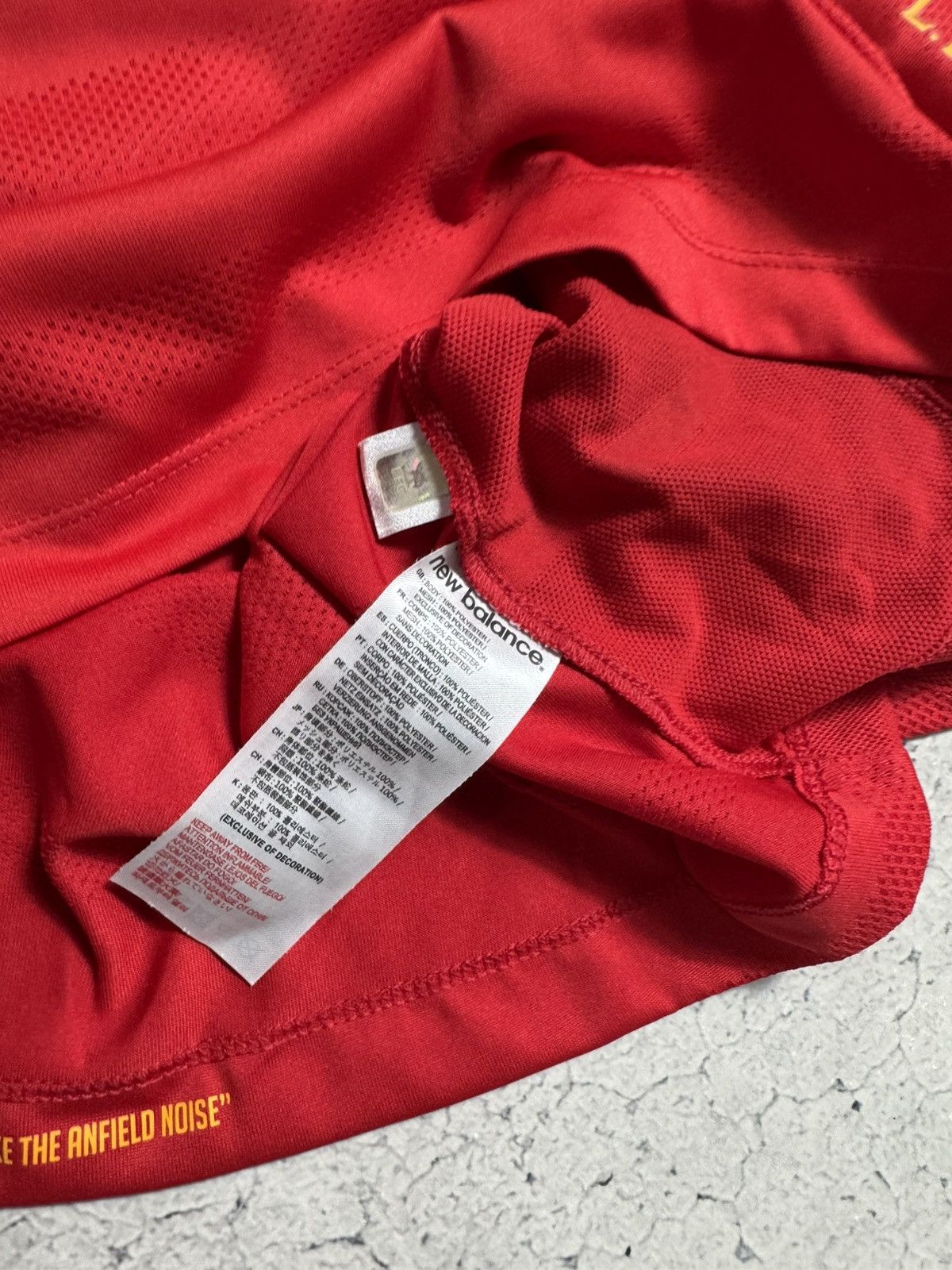 New Balance New Balance FC Liverpool 2016/2017 Vintage Soccer Jersey Size US M / EU 48-50 / 2 - 9 Thumbnail