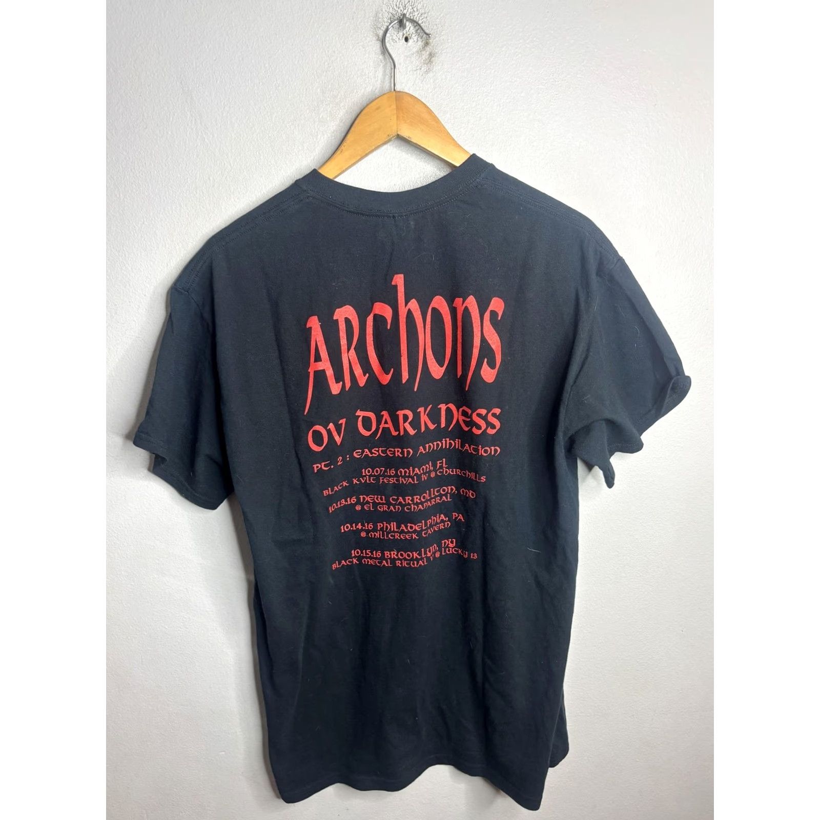 Gildan Archons Ov Darkness Shirt Mens Large Black 2016 Tour Black Metal Graphic Concert Size US L / EU 52-54 / 3 - 4 Thumbnail