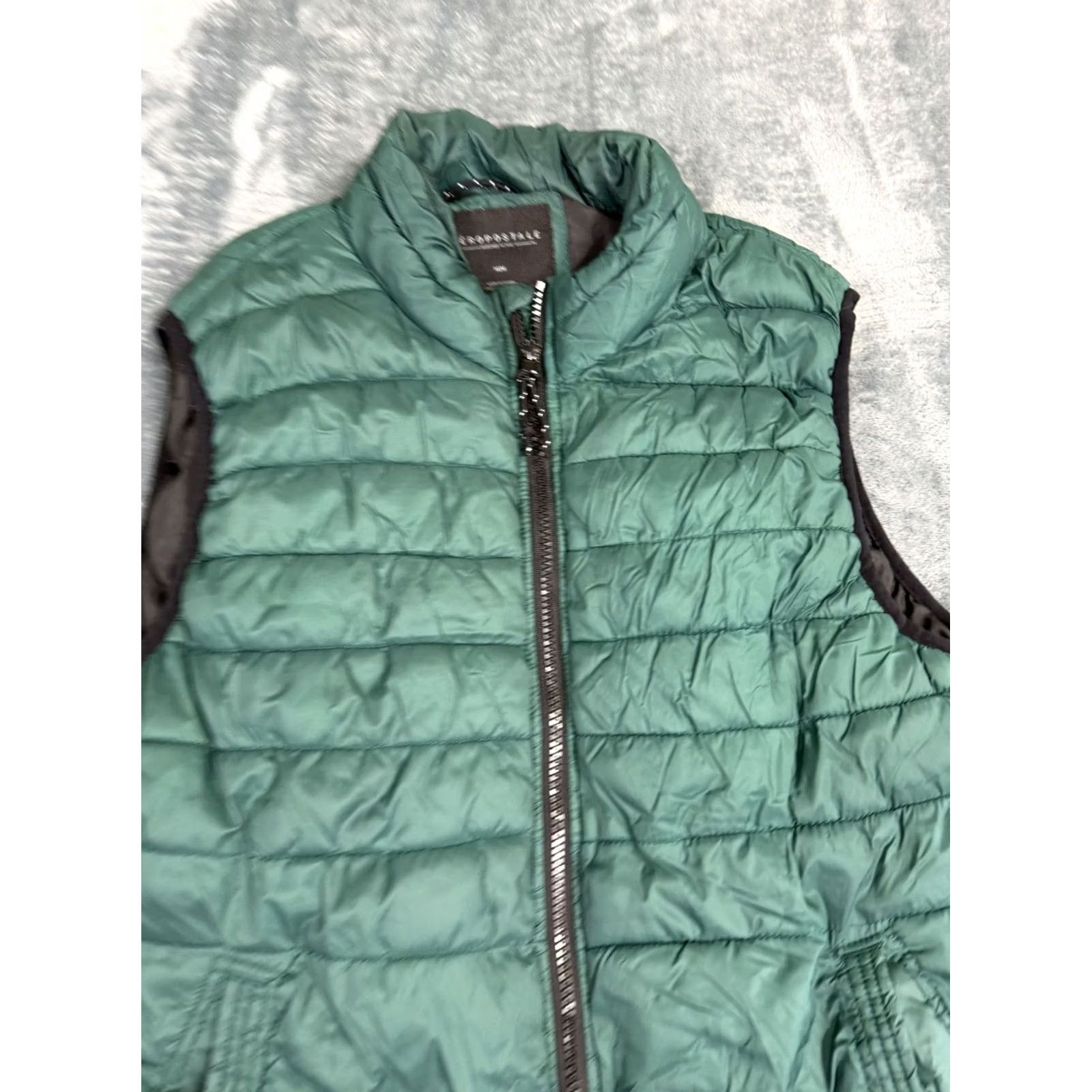Aeropostale Aeropostale Mens Puffer Vest M Green Warm Quilted Outerwear Size US M / EU 48-50 / 2 - 4 Thumbnail