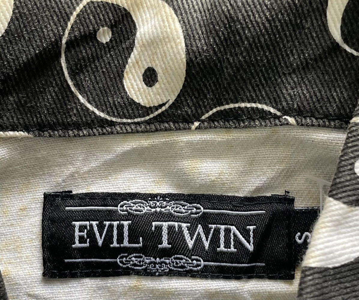If Six Was Nine Evil Twin Overprint Taosim Denim Jacket Size US S / EU 44-46 / 1 - 9 Thumbnail