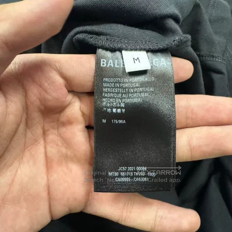 Balenciaga Balenciaga Double hook distressed short-sleeve Size US M / EU 48-50 / 2 - 6 Thumbnail
