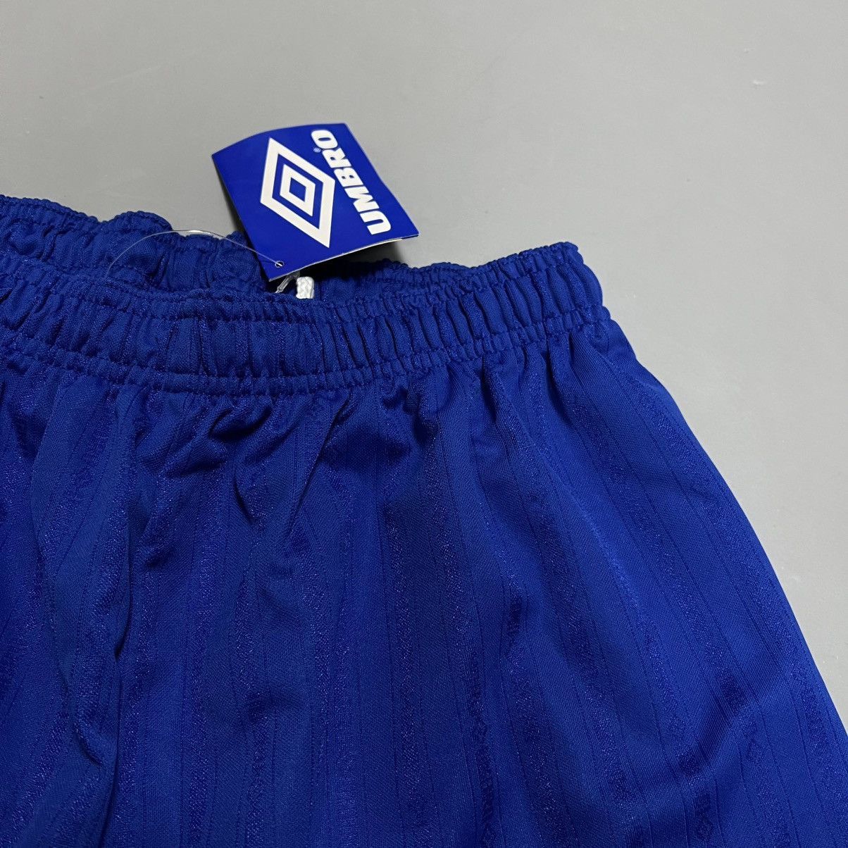 Umbro Umbro Vintage Soccer Shorts Football NEW with tags y2k Size US 32 / EU 48 - 8 Thumbnail