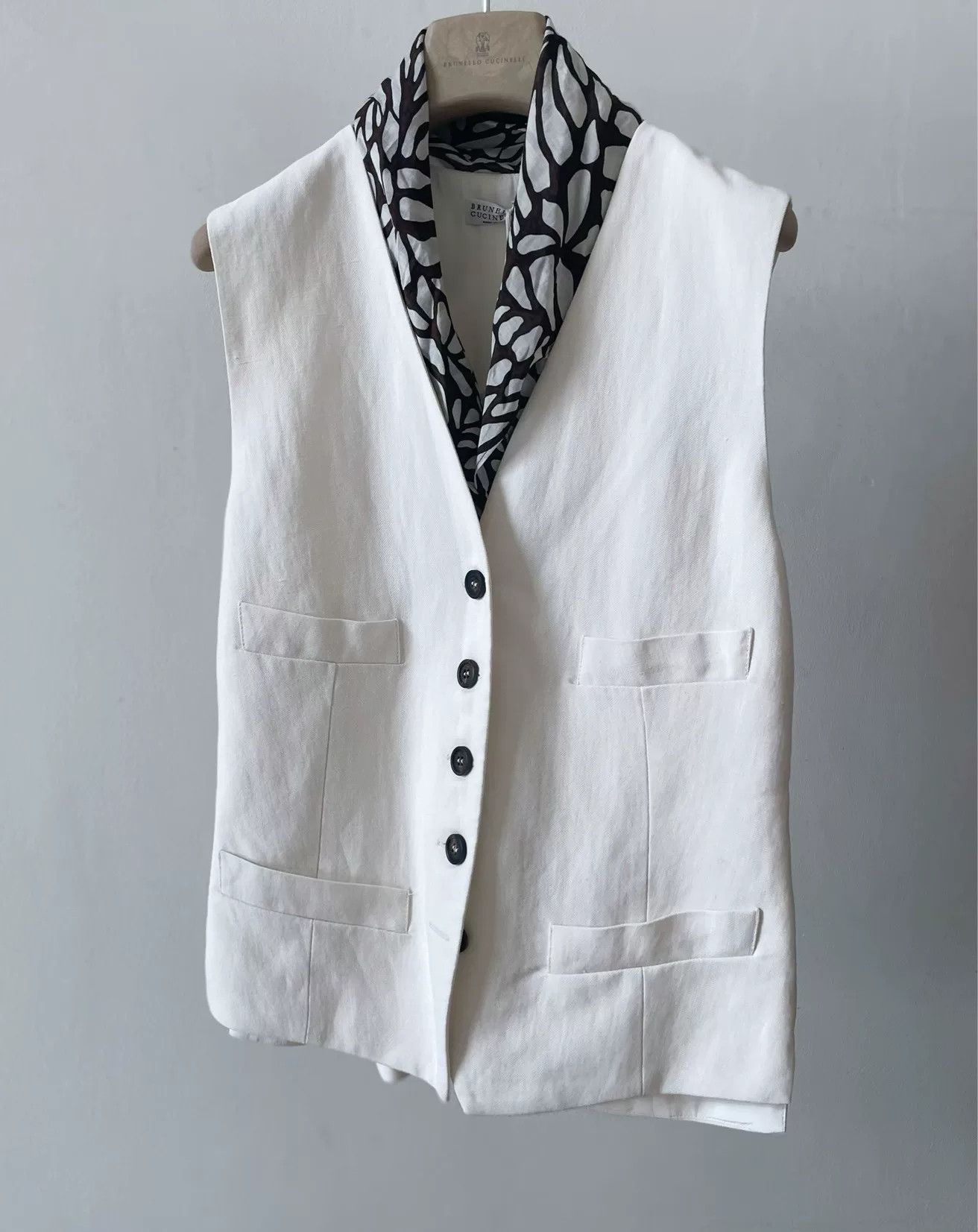 Brunello Cucinelli Brunello Cucinelli White Beaded Vest Size US M / EU 48-50 / 2 - 1 Thumbnail