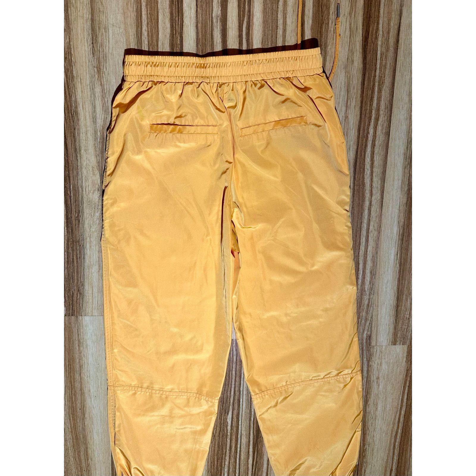 Forever 21 Forever 21 Orange Windbreaker Cargo Pants Size S Size 26" / US 2 / IT 38 - 7 Thumbnail