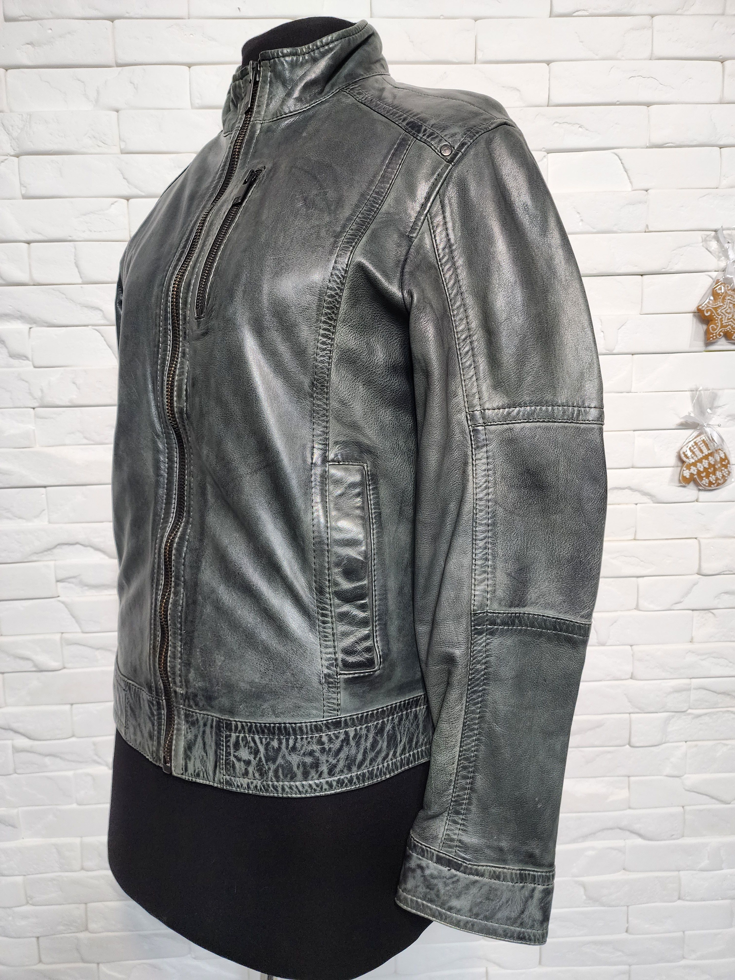 Uniqlo Gray Leather Jacket: Men's Sporty Moto Style Size US M / EU 48-50 / 2 - 2 Thumbnail