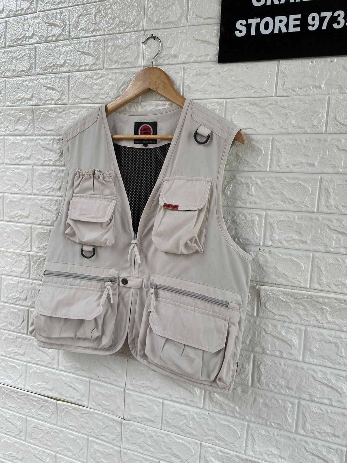 Japanese Brand Vintage Lucky Strike Vest Size US L / EU 52-54 / 3 - 4 Thumbnail
