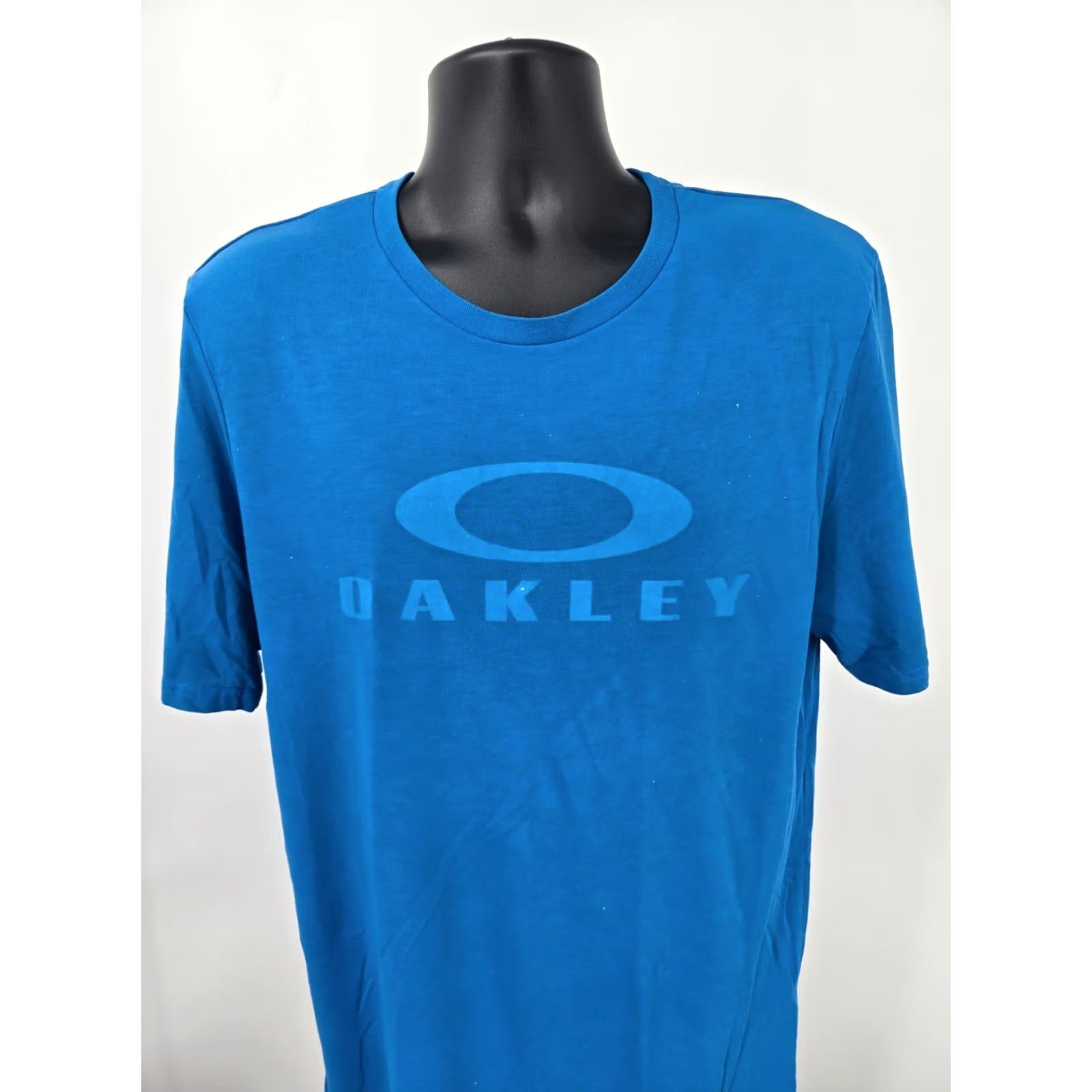 Oakley Oakley T-shirt Adult XL Blue Crew Neck 100% Cotton Golf Golfer Outdoor Men Logo Short Sleeve Vintage: No Size US XL / EU 56 / 4 - 5 Thumbnail