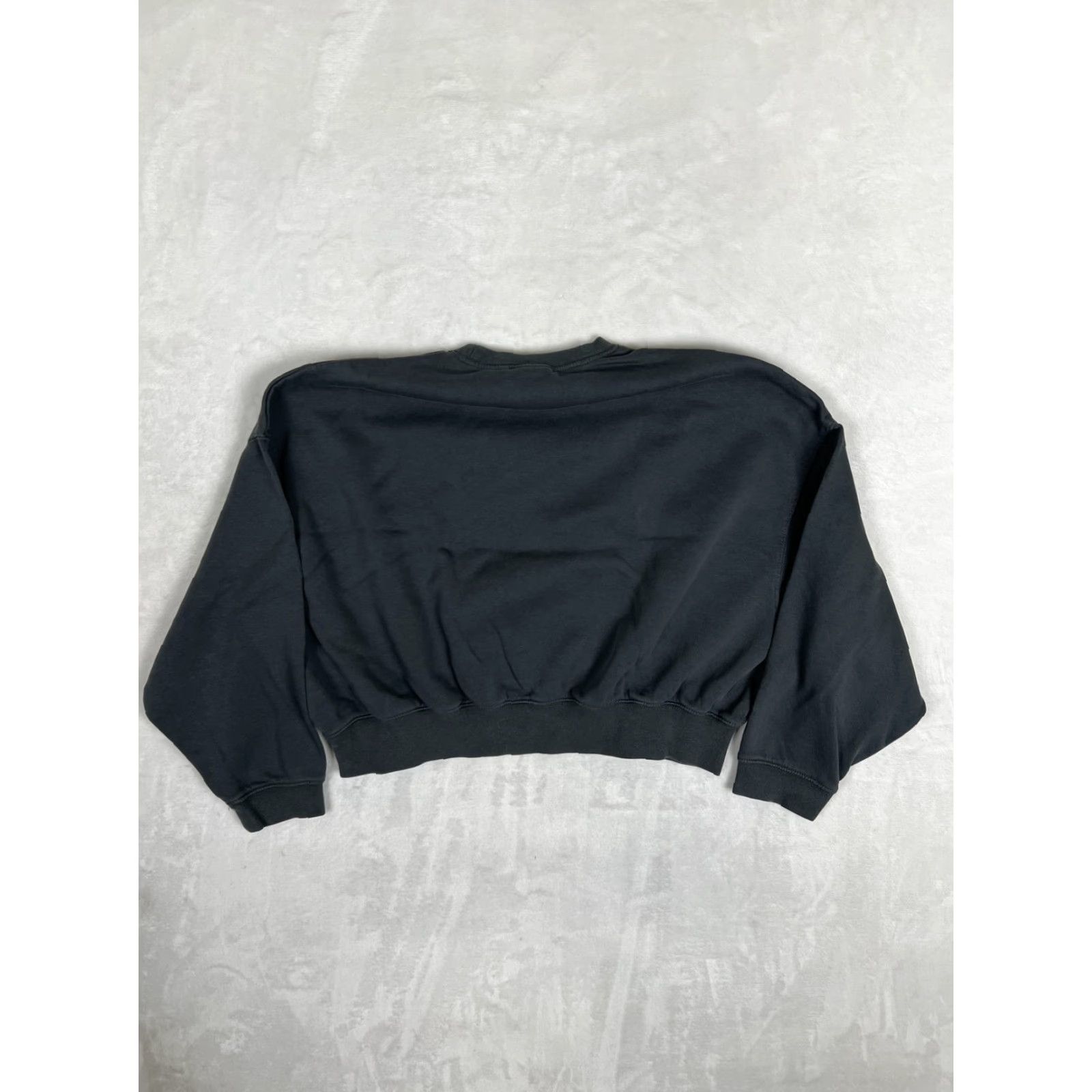Nike **Nike Women's 1972 Crest Gray Pullover Sweatshirt** User: **Nike Women's Gray 1972 Crest Pullover Sweatshirt** Size L / US 10 / IT 46 - 6 Thumbnail