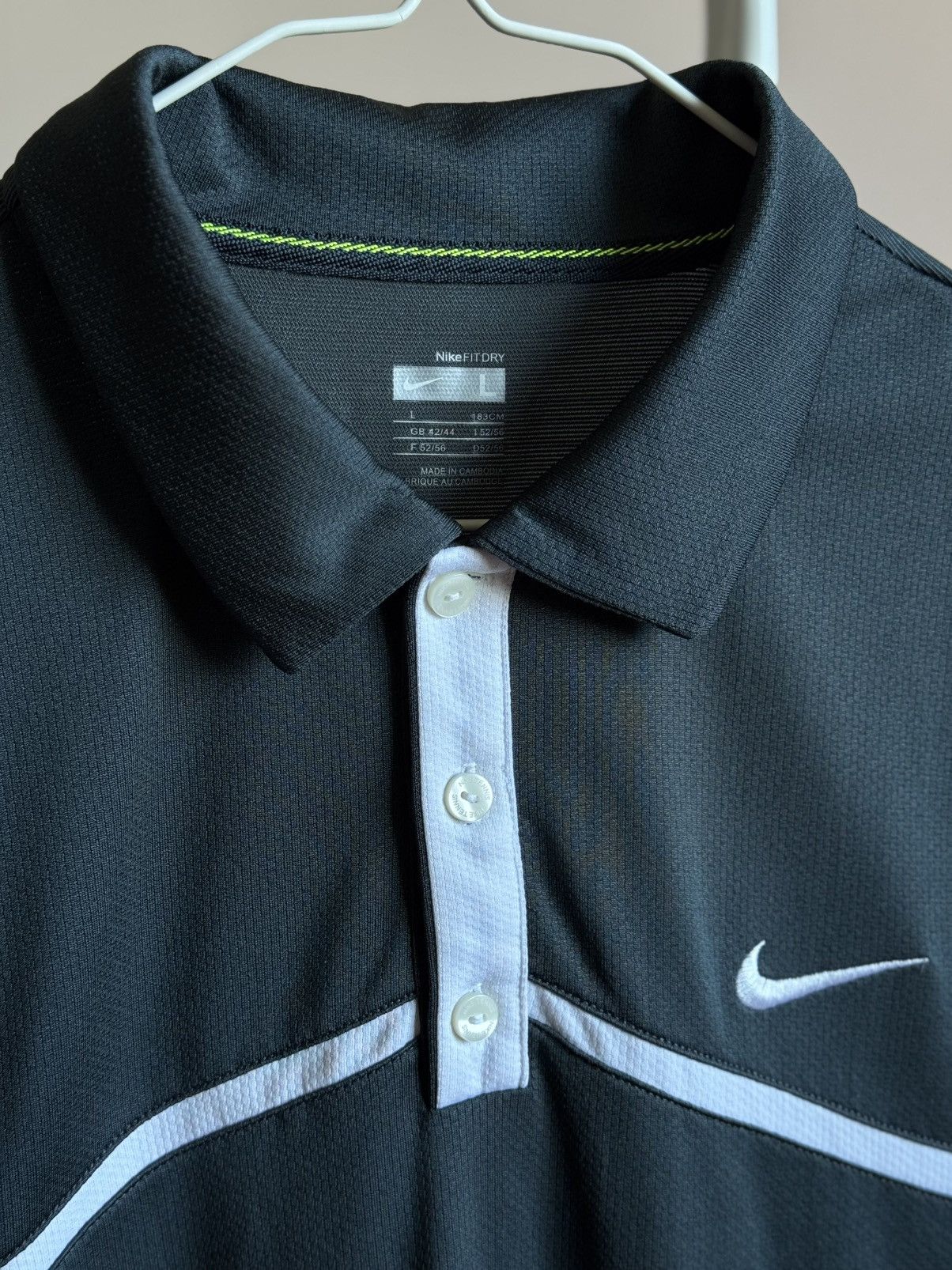 Nike Vintage Nike Tennis Polo T-shirt Golf Roger Federer Style Size US L / EU 52-54 / 3 - 2 Thumbnail
