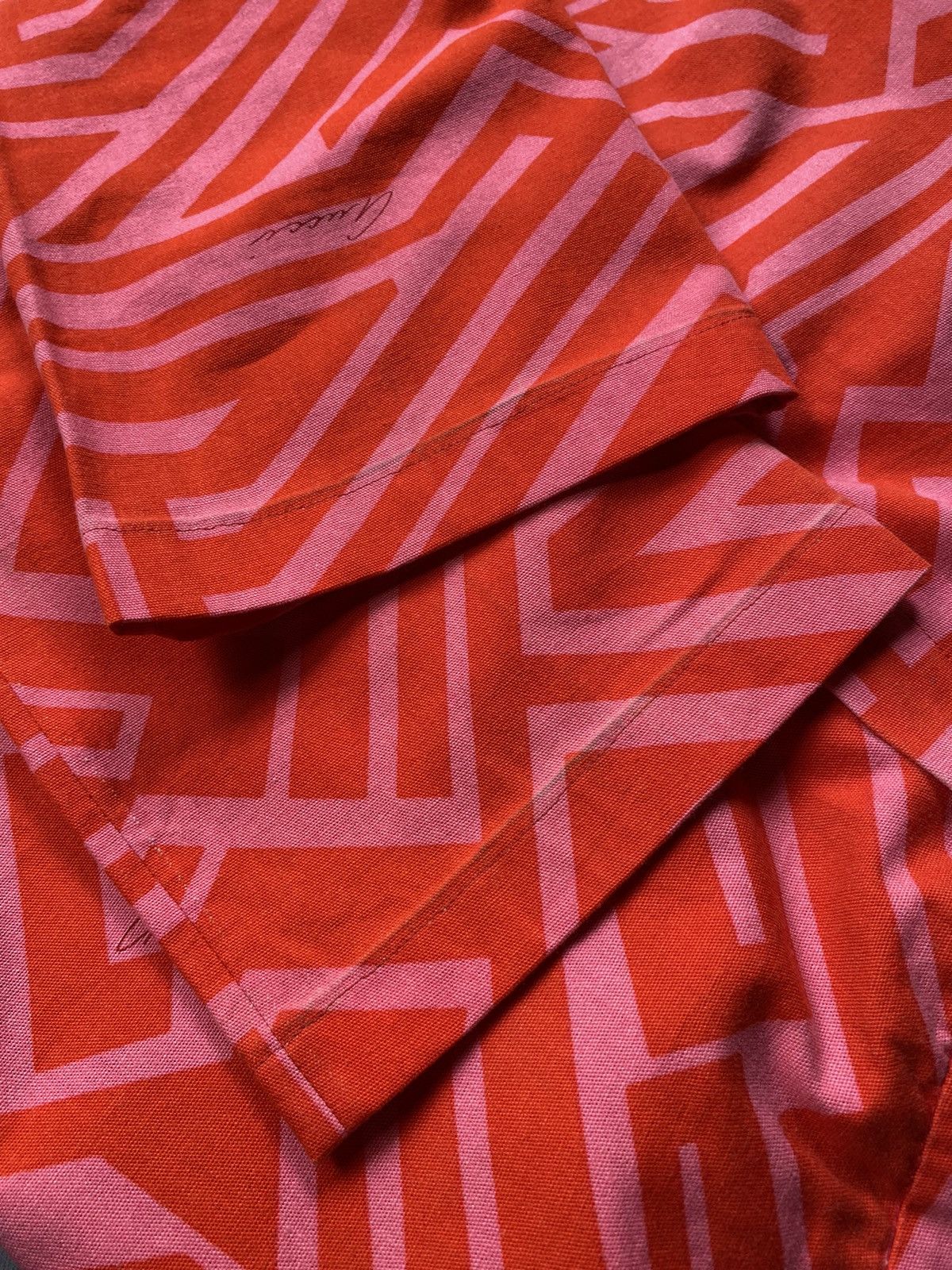 Gucci Gucci red casual pants with pink geometric pattern Size 27" / US 4 / IT 40 - 19 Thumbnail