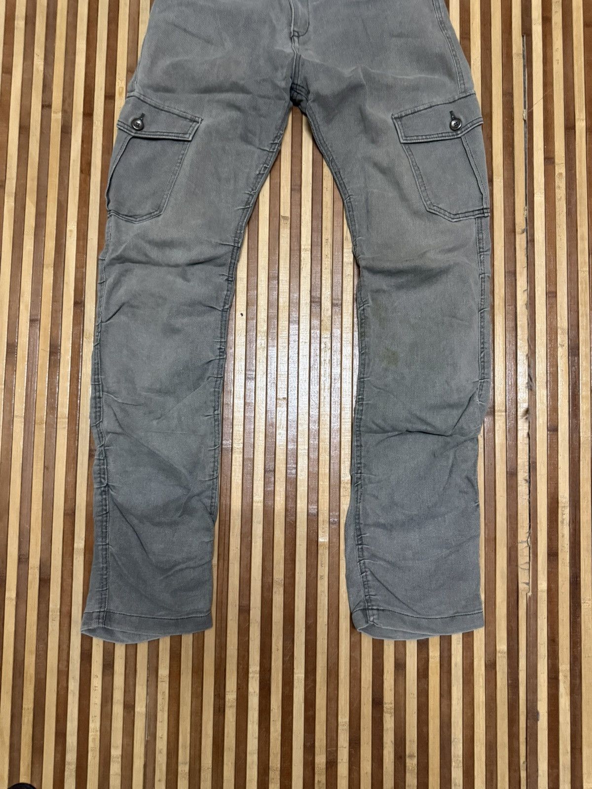 Japanese Brand Japanese Brand Y2K Style Cargo Pants Streetwear W28X33 Size US 28 / EU 44 - 3 Thumbnail