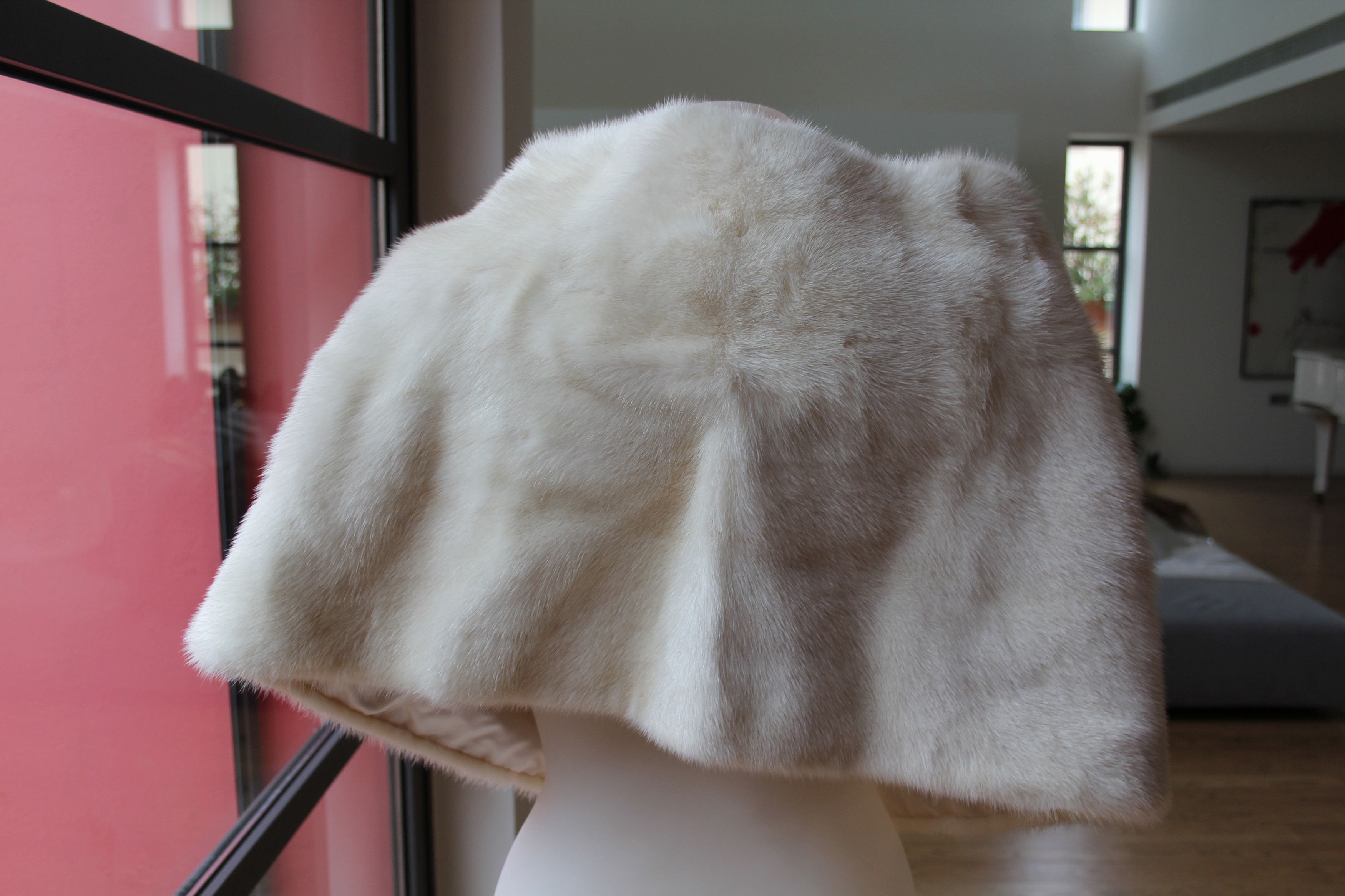 Versace Mink Halter Fur Top Versace Size M / US 6-8 / IT 42-44 - 6 Thumbnail
