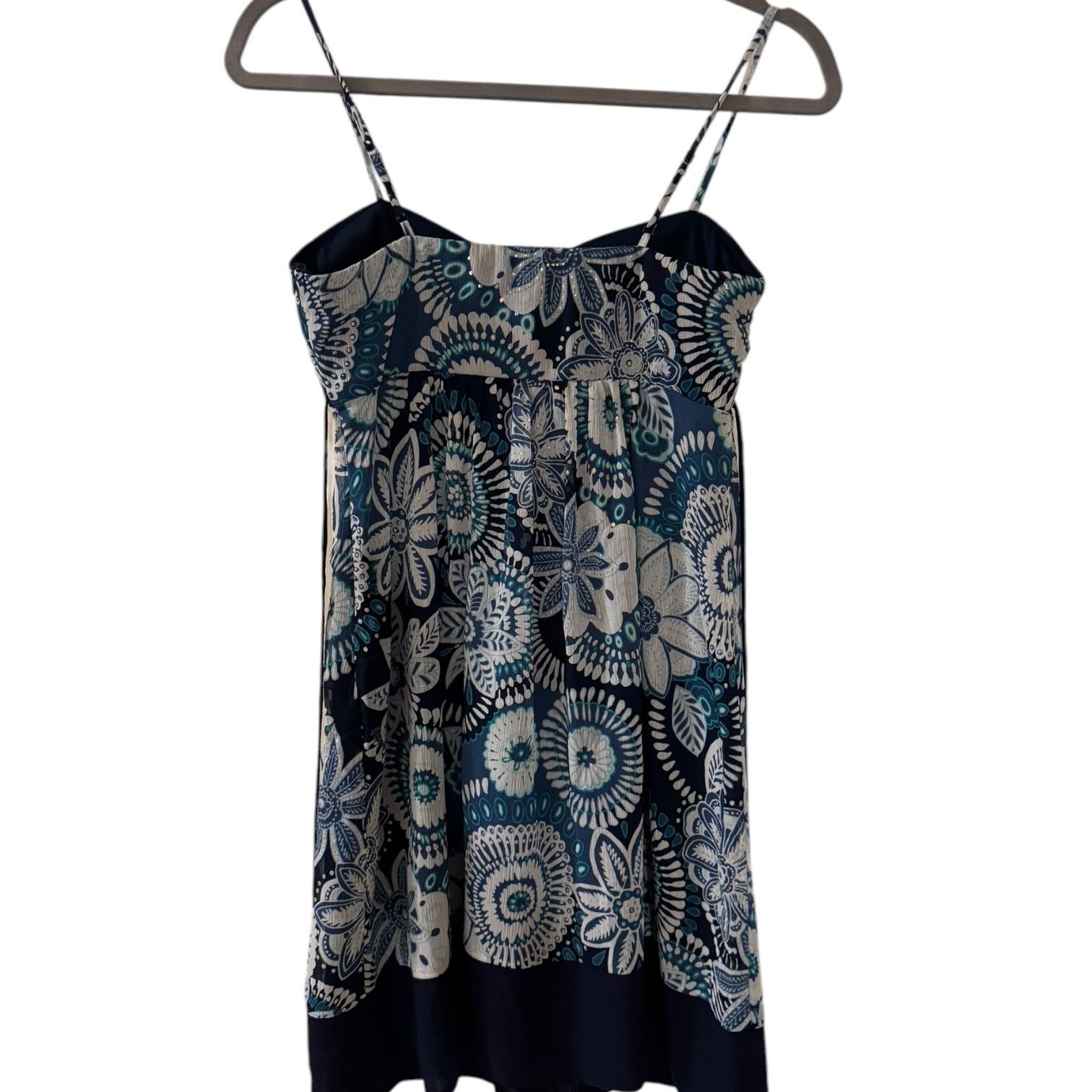 Other B Darlin White & Blue Floral w/Metallic Accents Dress Size 6 Size M / US 6-8 / IT 42-44 - 3 Thumbnail