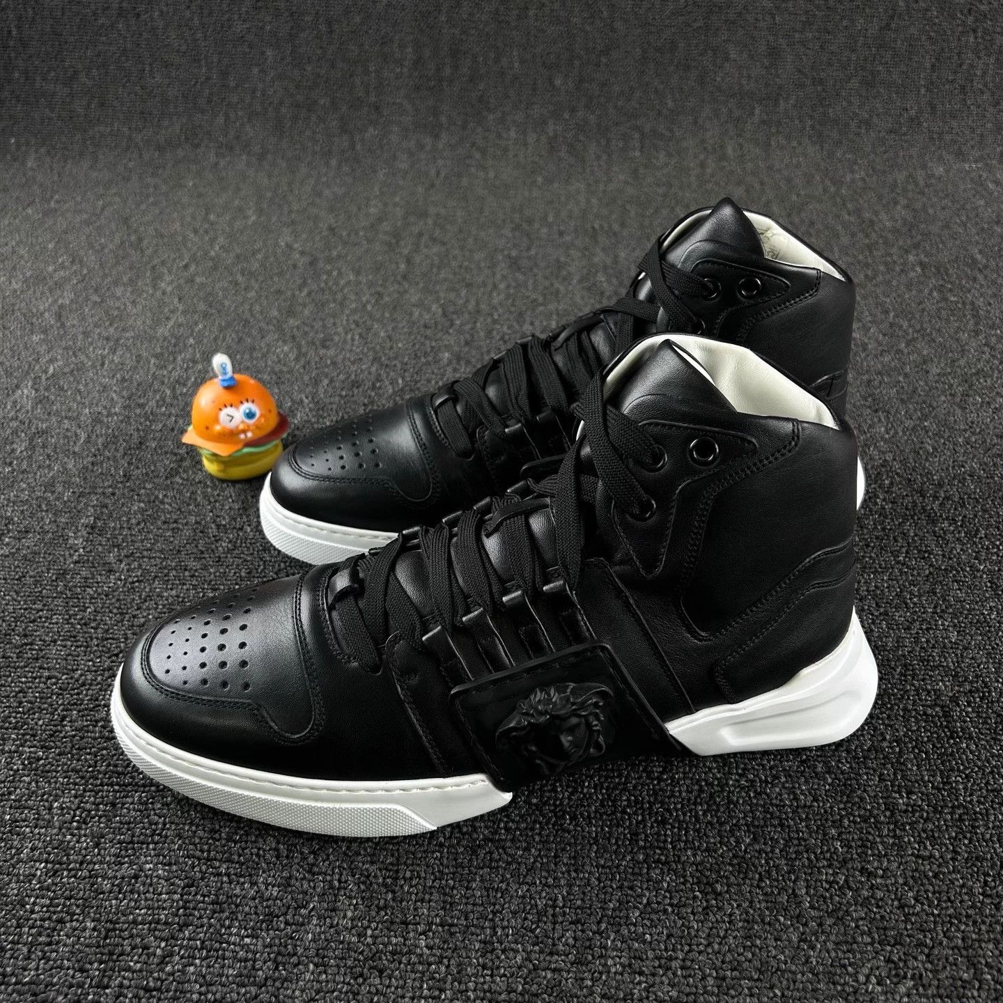 Versace Versace Black High Top Sneakers 42 Size US 9 / EU 42 - 1 Thumbnail