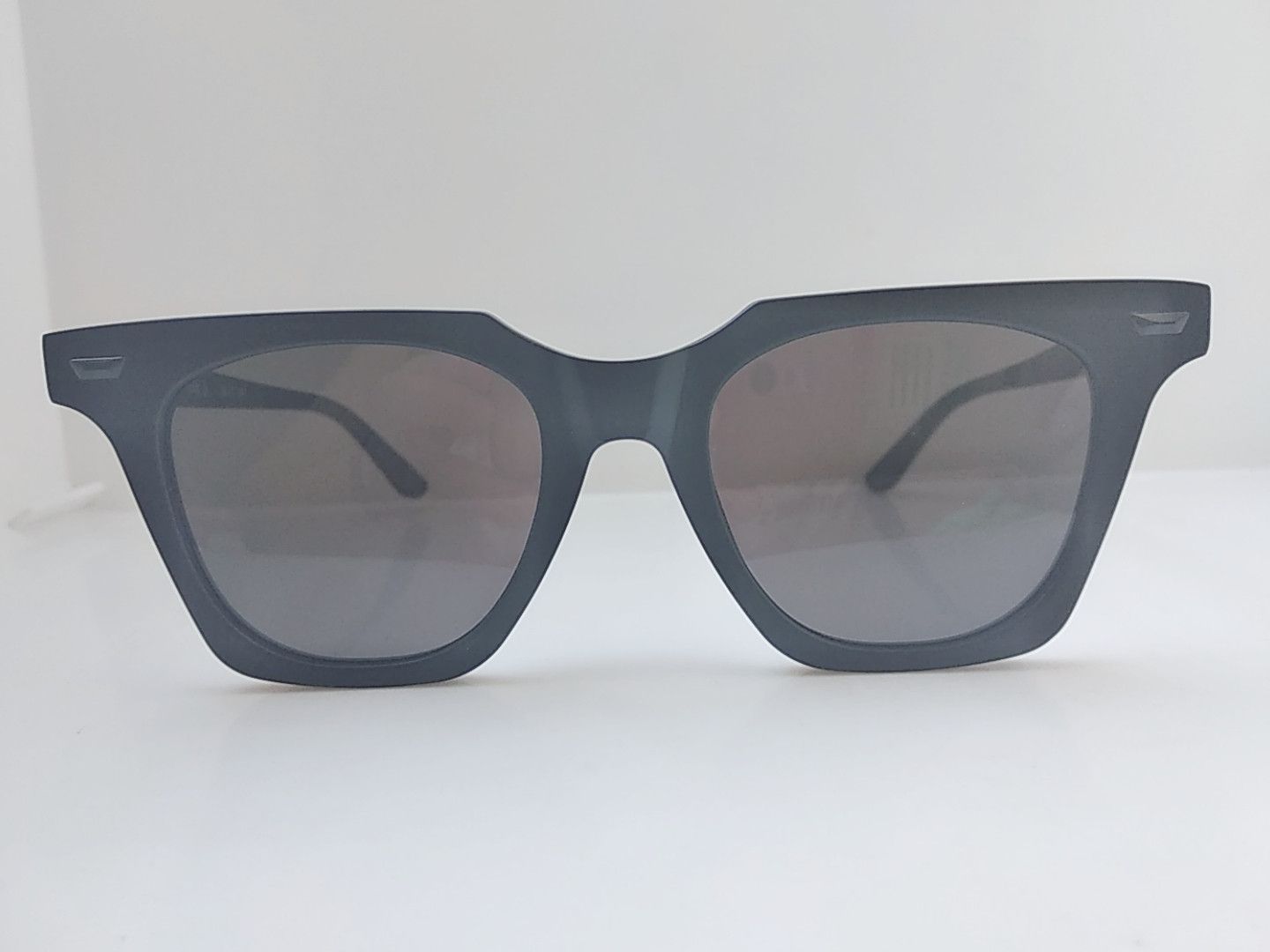 Valley Eyewear Handmade Valley Leeches Black Acetate Sunglasses Size ONE SIZE - 1 Thumbnail
