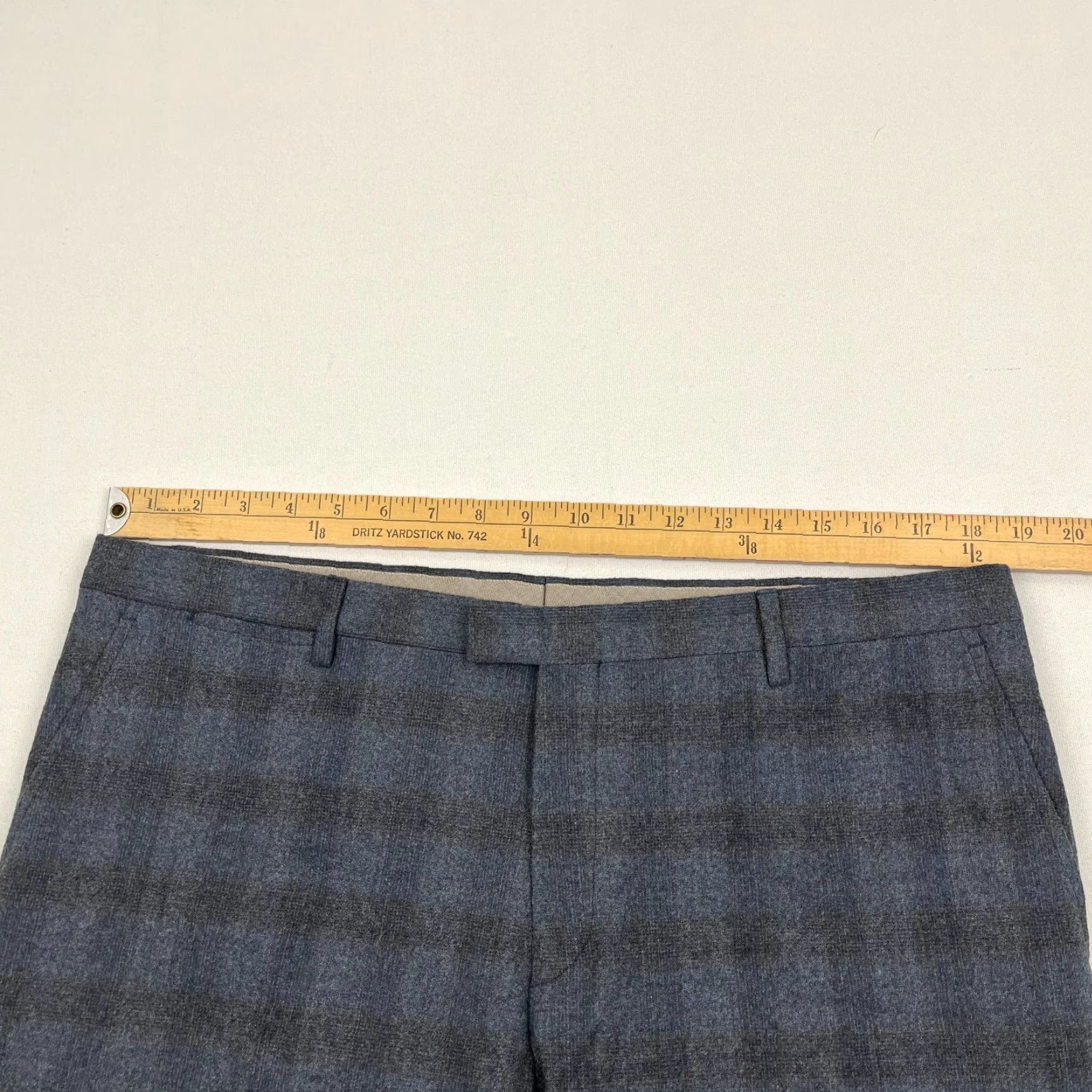 Vintage Barba Napoli Dress Pants Mens 38x28 Gray Blue Shadow Plaid Wool Old Money Preppy Dress Pants Mens 38x28 Gray Blue Shadow Plaid Wool Barba Size US 38 / EU 54 - 5 Thumbnail