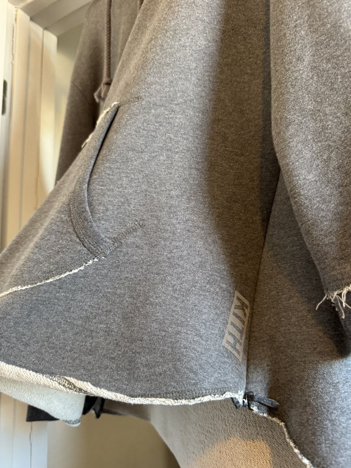 Kith Kith classic hoodie size M Size US M / EU 48-50 / 2 - 7 Thumbnail