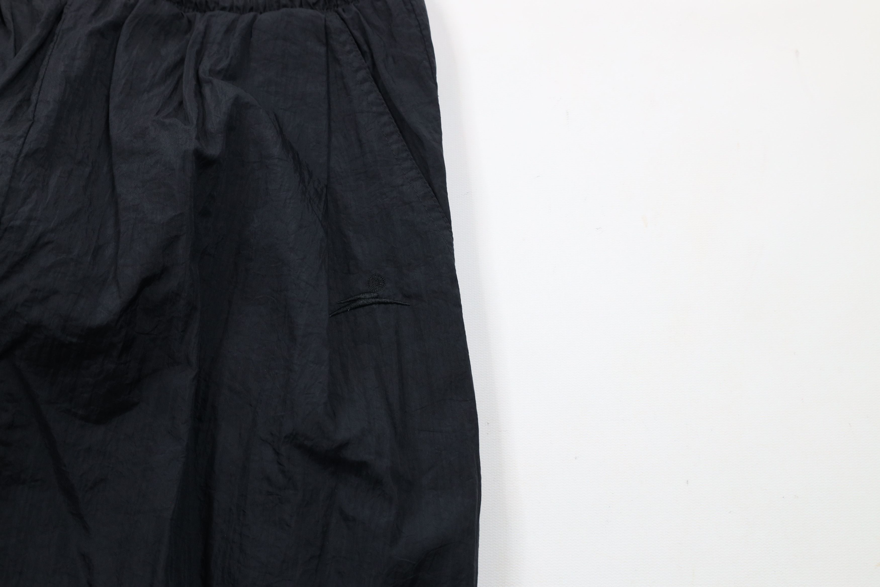 Vintage Vintage 90s Streetwear Cuffed Joggers Pants Black Nylon Size US 36 / EU 52 - 6 Thumbnail