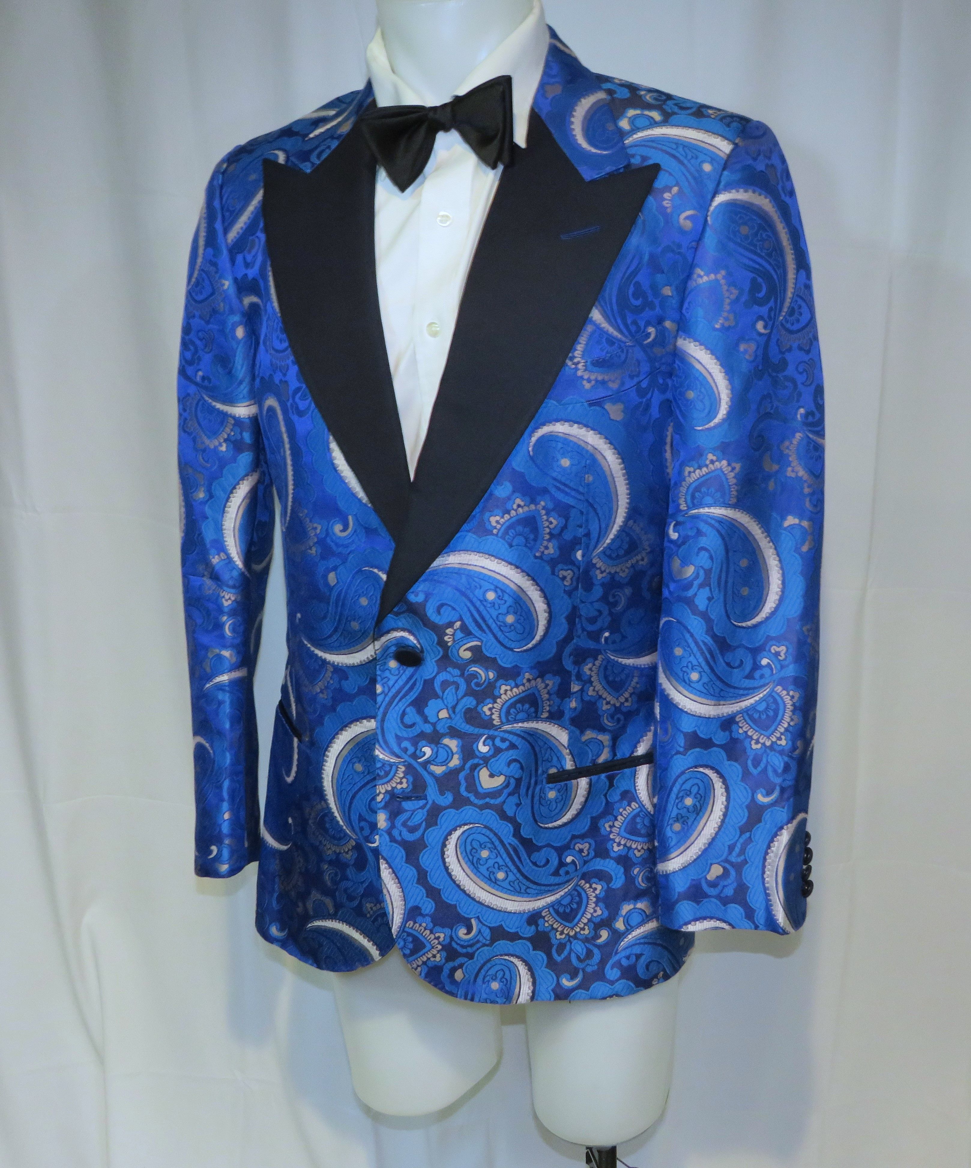 Tom Ford Base A Windsor Blue Paisley Silk Blend Dinner Jacket 46L NWT Size 46L - 8 Thumbnail