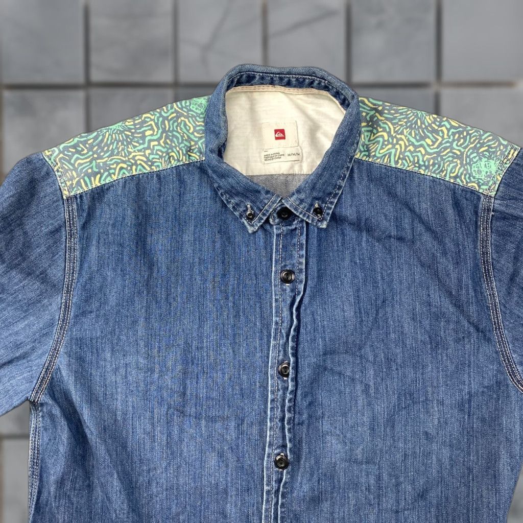 Billabong Billabong Chambray Button Down Shirt Mens M Blue Retro Western Shirt M Billabong Chambray Button-Down Mens M Blue Western Retro Denim Size US M / EU 48-50 / 2 - 1 Thumbnail