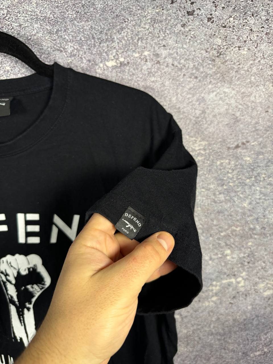 DEFEND PARIS Defend Paris Human Rights Black T-Shirt Large Size US L / EU 52-54 / 3 - 5 Thumbnail