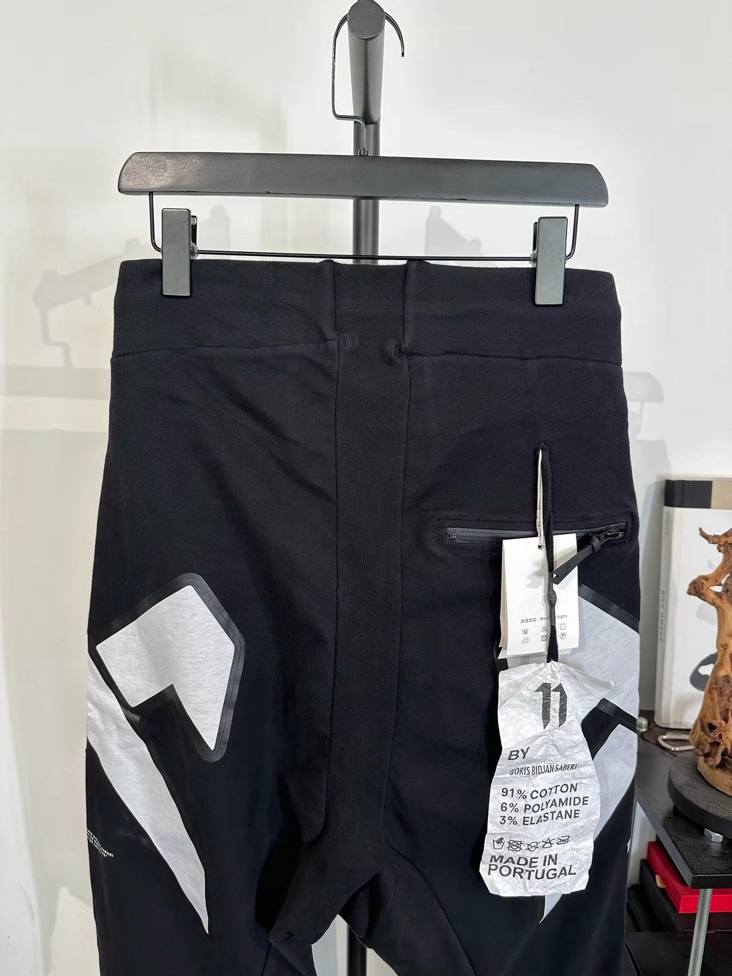 11 By Boris Bidjan Saberi 11by BBS Print Elastic Cuff Sweatpants K35 Size US 33 - 3 Thumbnail