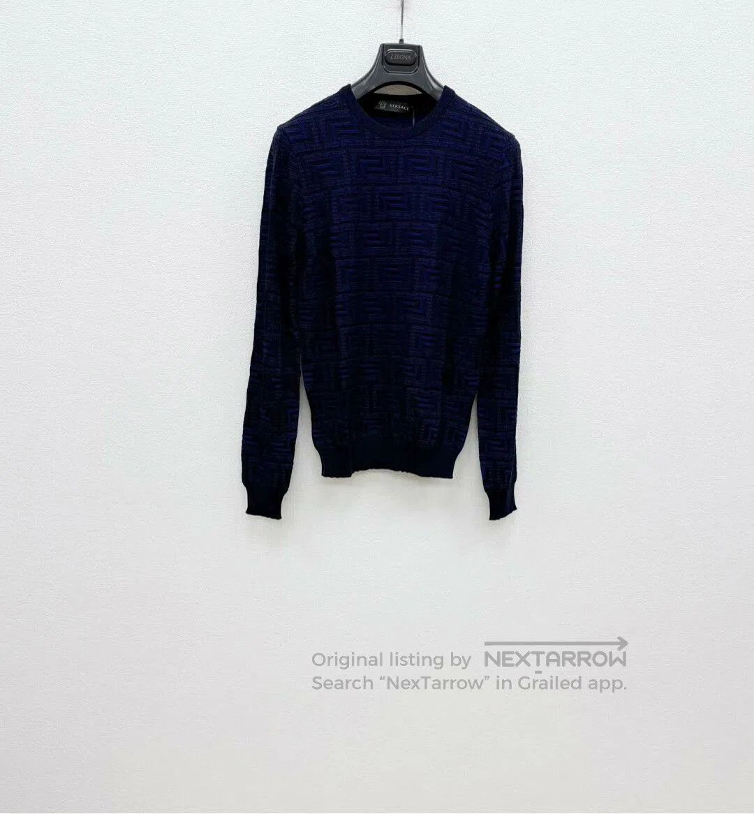 Versace versace wool blend crewneck sweater for men. Size US M / EU 48-50 / 2 - 1 Thumbnail