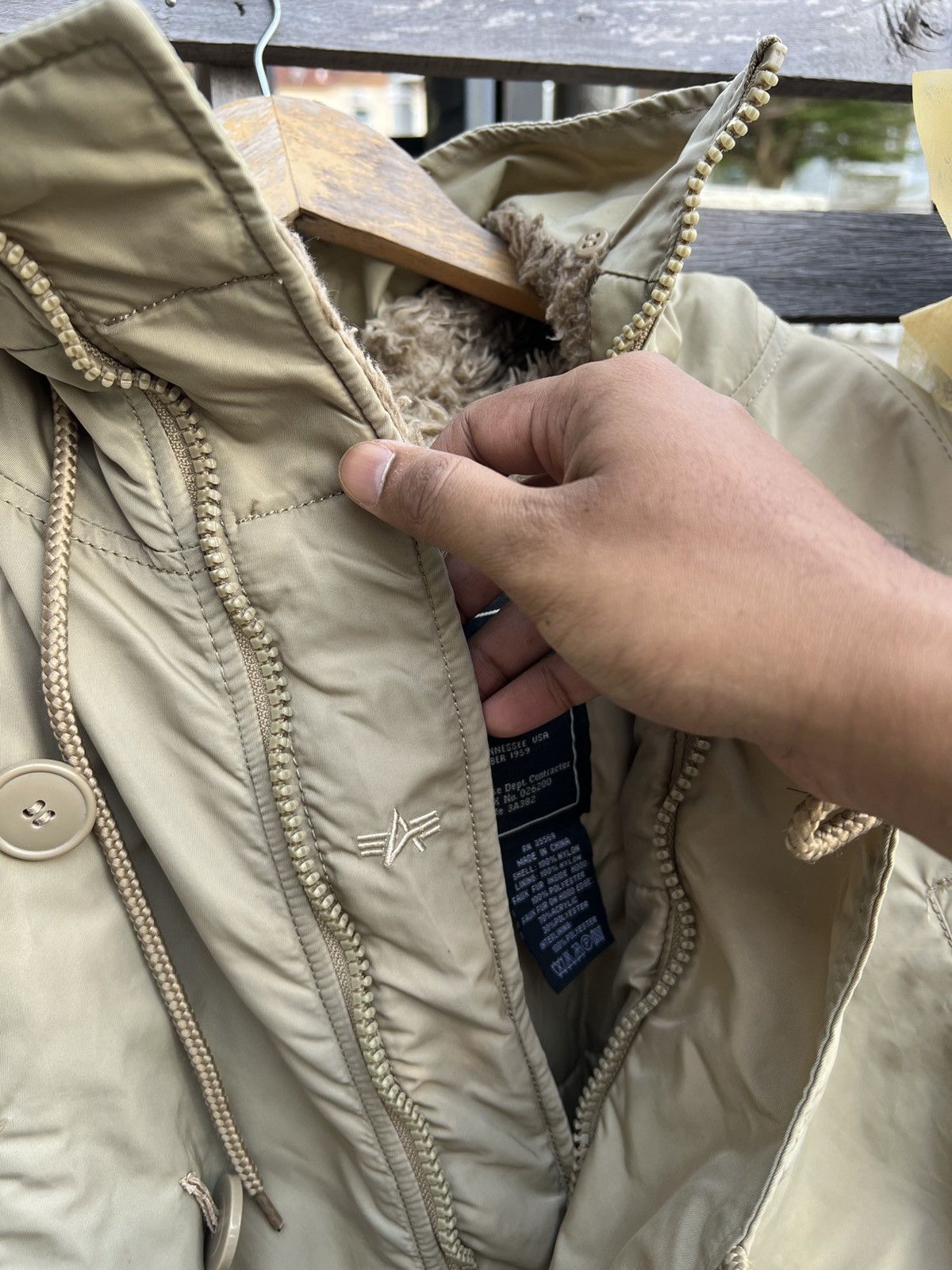 Alpha Industries Vintage Alpha Industries Bomber Jacket - oversizes 25” x 30” Size US L / EU 52-54 / 3 - 10 Thumbnail
