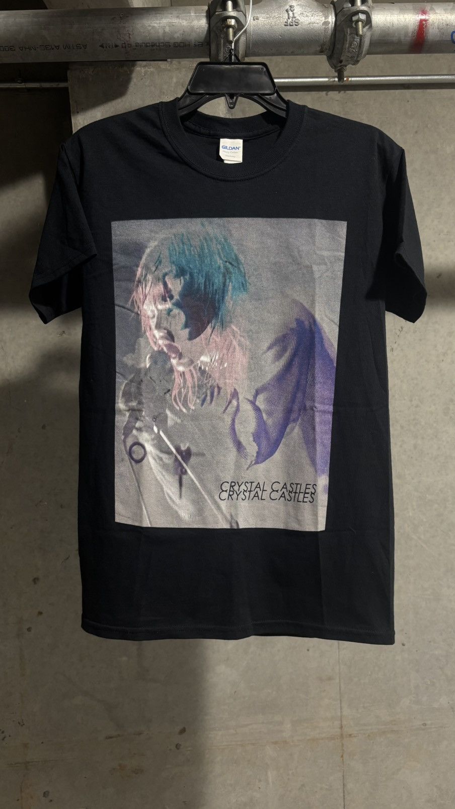 Band Tees Crystal Castles Edith Tee Size US S / EU 44-46 / 1 - 1 Thumbnail
