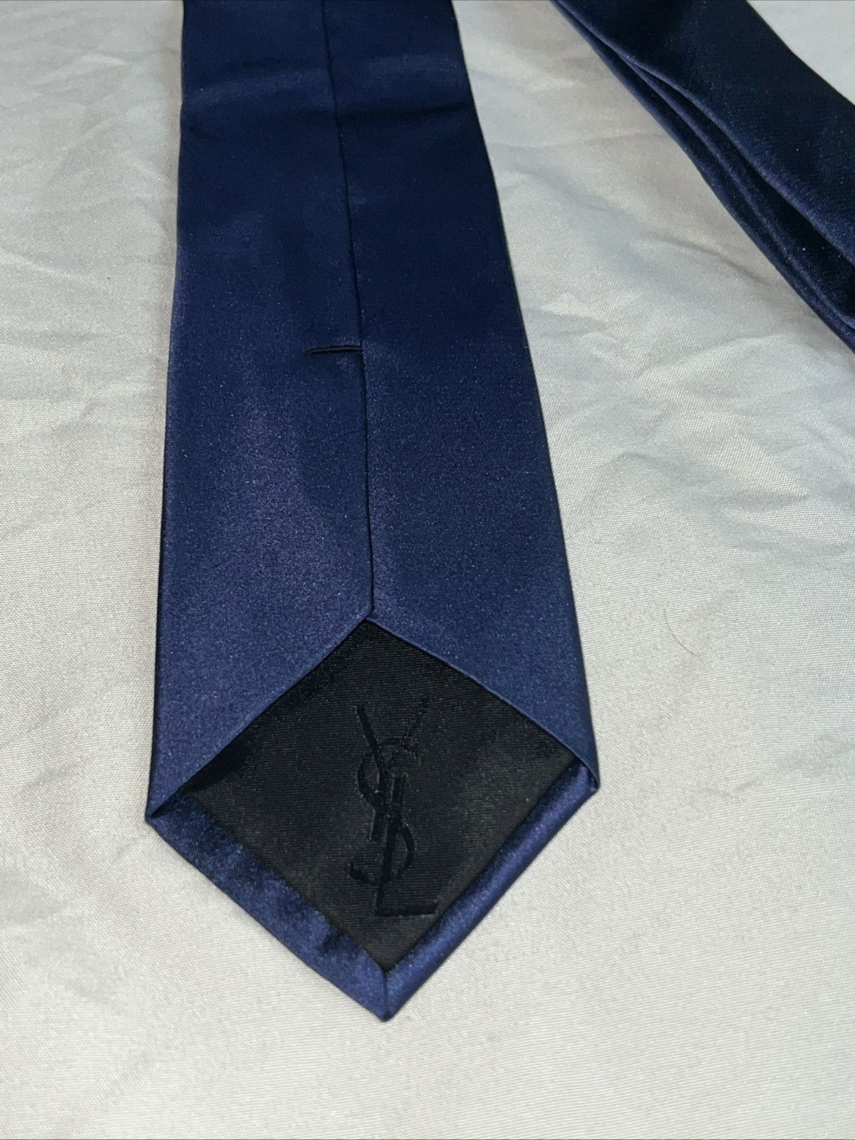 Yves Saint Laurent Yves Saint Laurent YSL Men’s Blue Narrow Silk Tie Size ONE SIZE - 3 Thumbnail