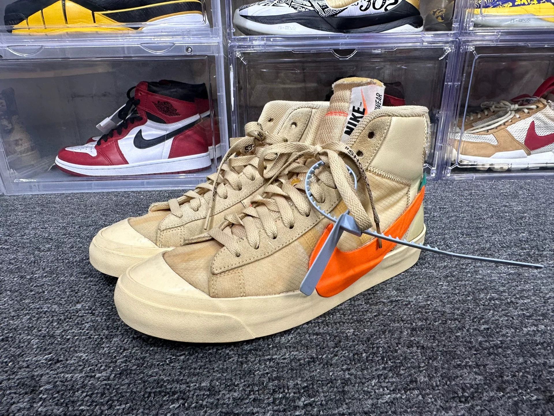 Nike Nike BLAZER Orange Lowtop Sneakers 8 Men Size US 8 / EU 41 - 1 Thumbnail