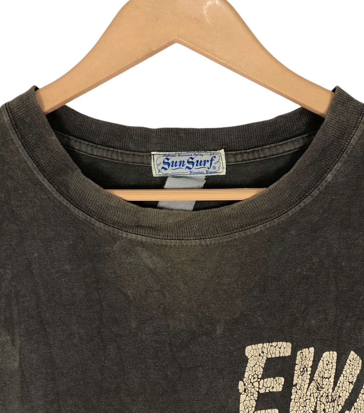 Sun Surf × Toyo Enterprises Sun Faded Sun Surf EWA Fresh Island Chicken T shirt Size US M / EU 48-50 / 2 - 8 Thumbnail