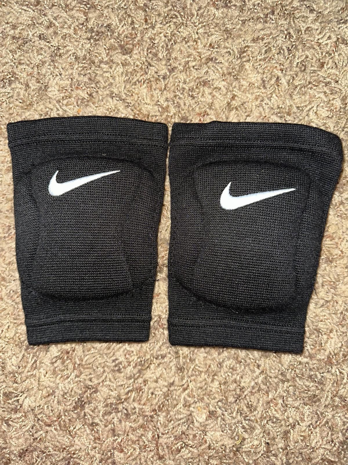 Nike Nike Youth Streak Volleyball Black Knee Pads Size ONE SIZE - 4 Thumbnail