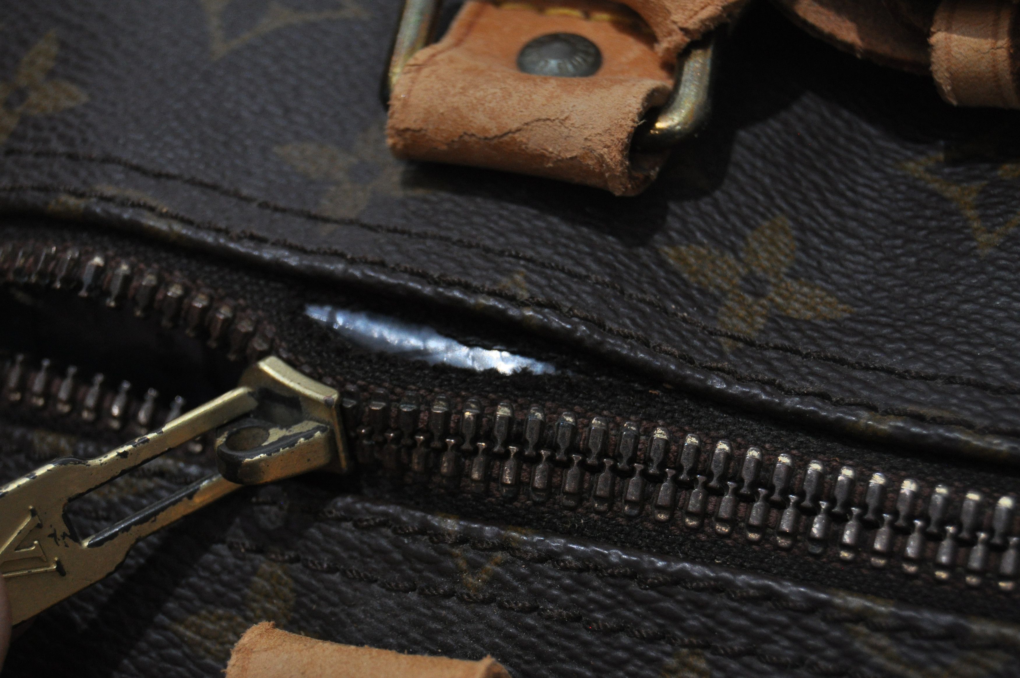 Louis Vuitton Louis Vuitton - 1985 - 60 Monogram Keepall Bandoulière Size ONE SIZE - 20 Thumbnail