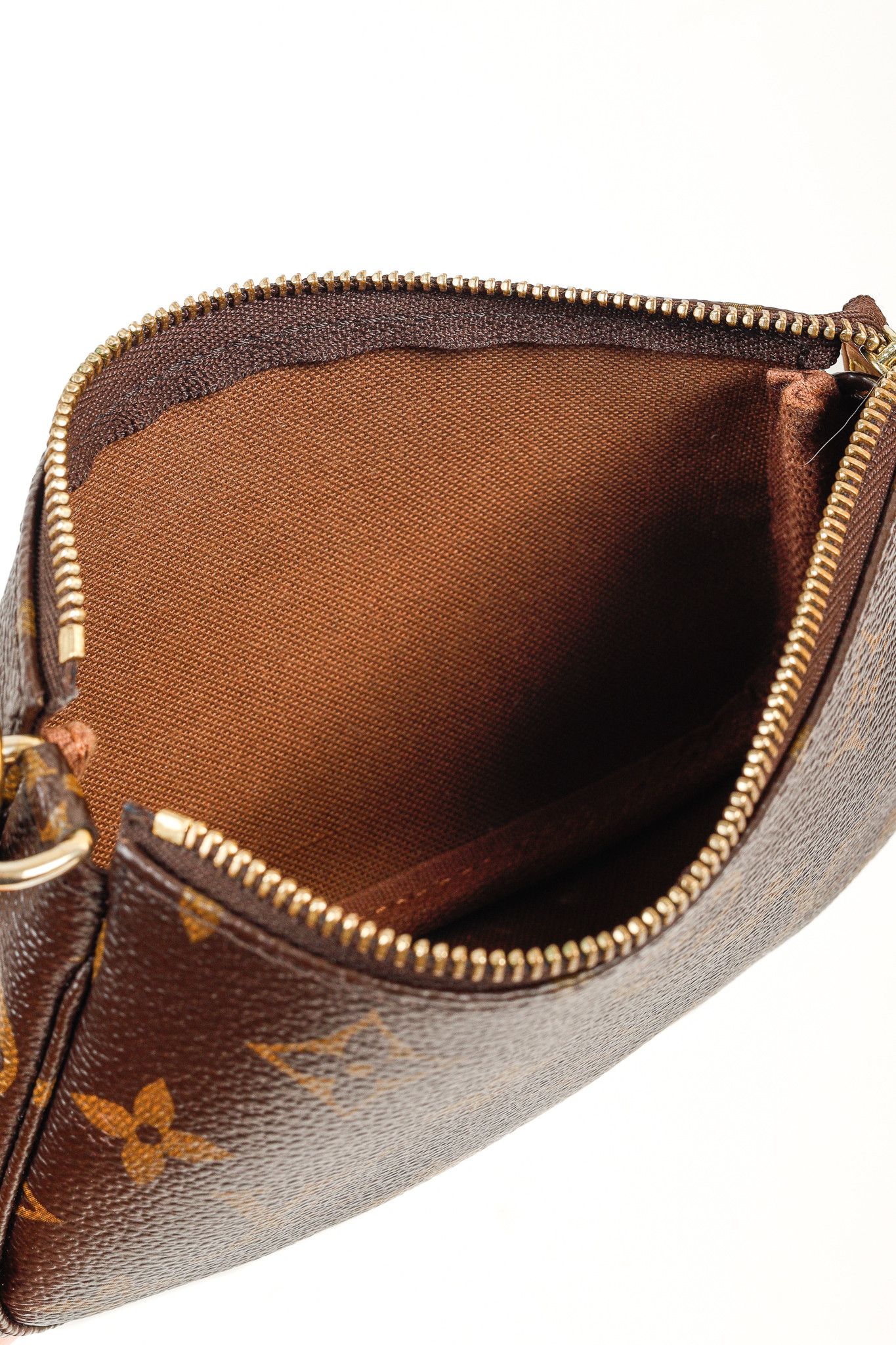Louis Vuitton Louis Vuitton Monogram Canvas Mini Pochette Accessoires Size ONE SIZE - 8 Thumbnail