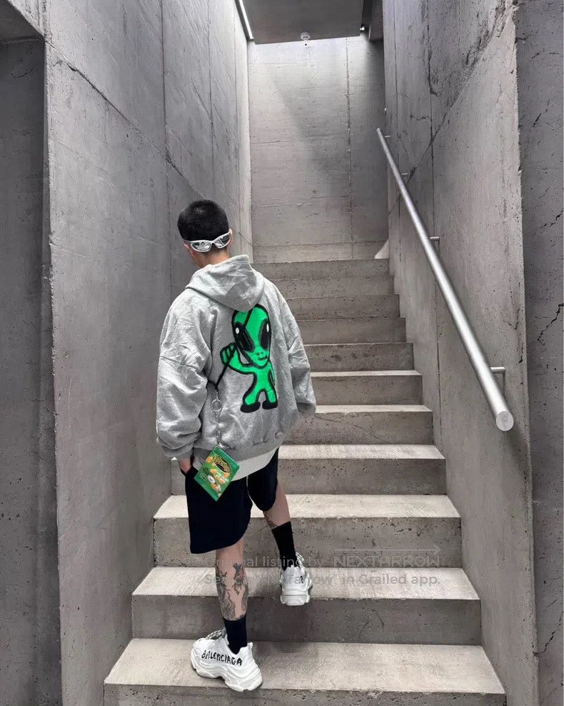 Balenciaga Balenciaga Alien Hi Zipper Hoodie Jacket Coat, Gray Size US S / EU 44-46 / 1 - 9 Thumbnail