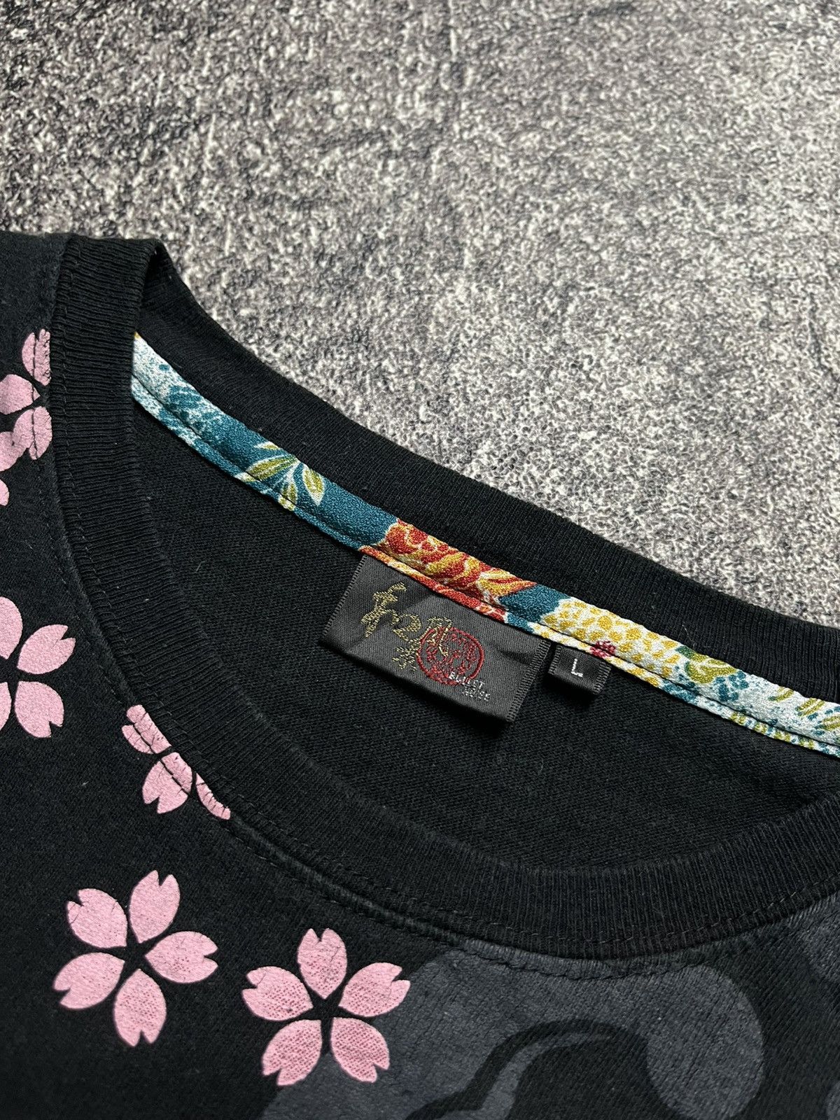 Kamakura Vintage Sukajan Koi Black LongSleeve Size US L / EU 52-54 / 3 - 5 Thumbnail