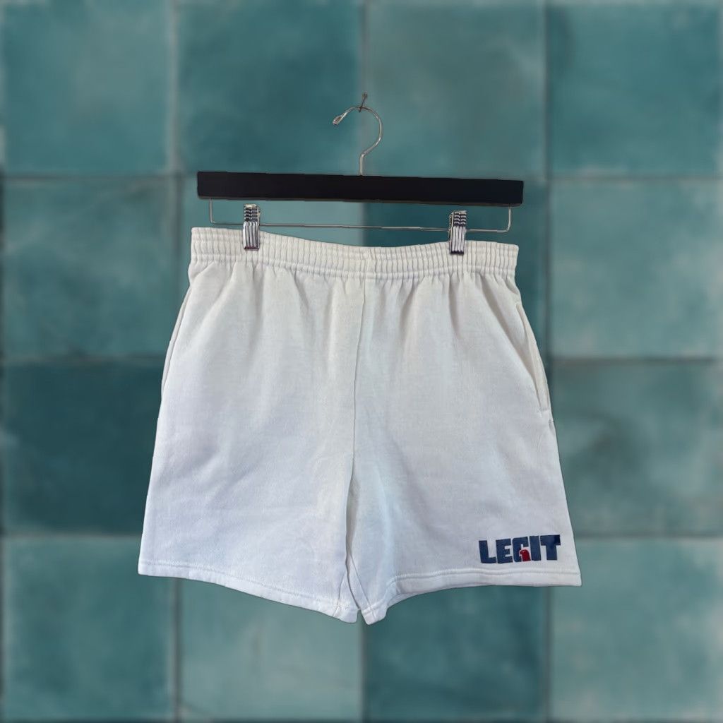 Russell Athletic VINTAGE Russell Athletic Coaches Shorts Mens M White 90s USA GUC Navy Red Logo Athletic Size US 31 - 1 Thumbnail