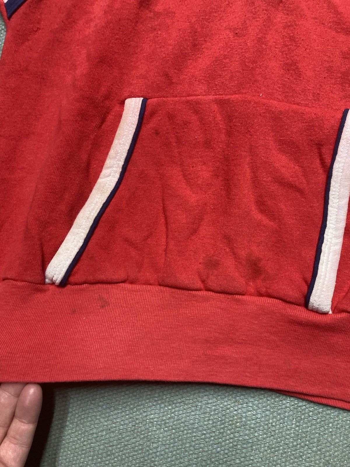 Vintage 70s short sleeve hoodie sweatshirt red boxy cropped medium Size M / US 6-8 / IT 42-44 - 2 Thumbnail