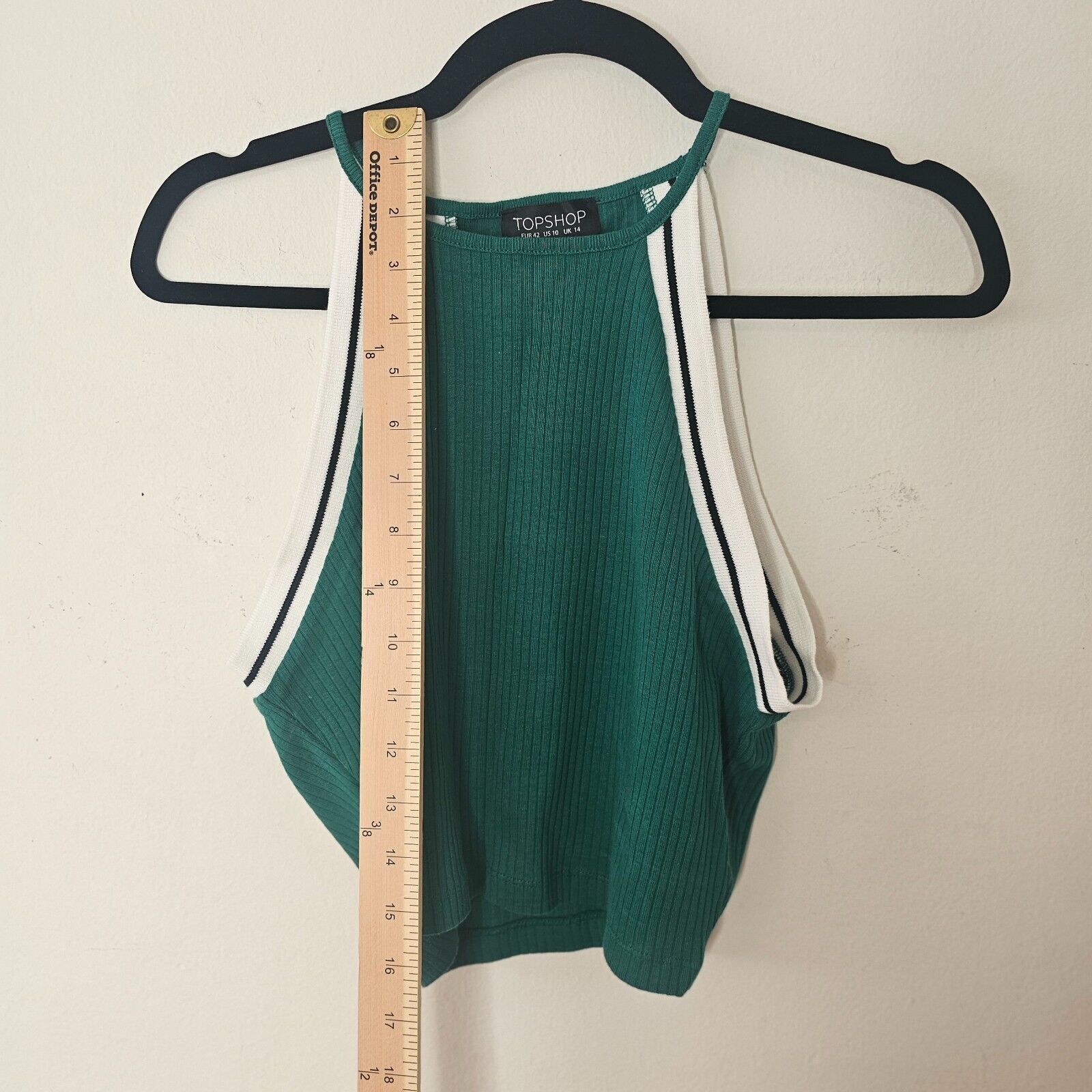 Topshop Topshop Green RibKnit White Black Stripe Trim Halter Crop 10 Size L / US 10 / IT 46 - 6 Thumbnail