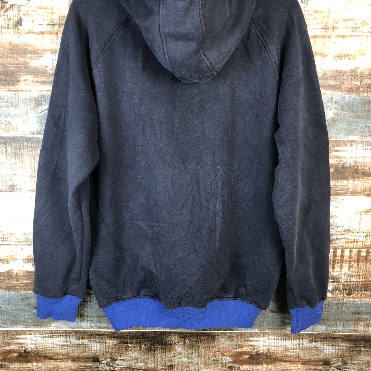 Japanese Brand UOW Black sweatshirt Hoodie #A2030 Size US L / EU 52-54 / 3 - 13 Thumbnail