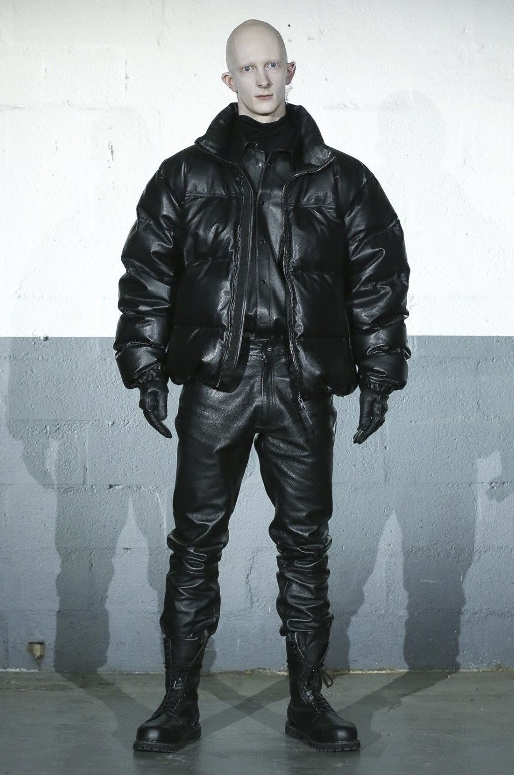 Vetements LEATHER PUFFER JACKET Size US XS / EU 42 / 0 - 2 Thumbnail