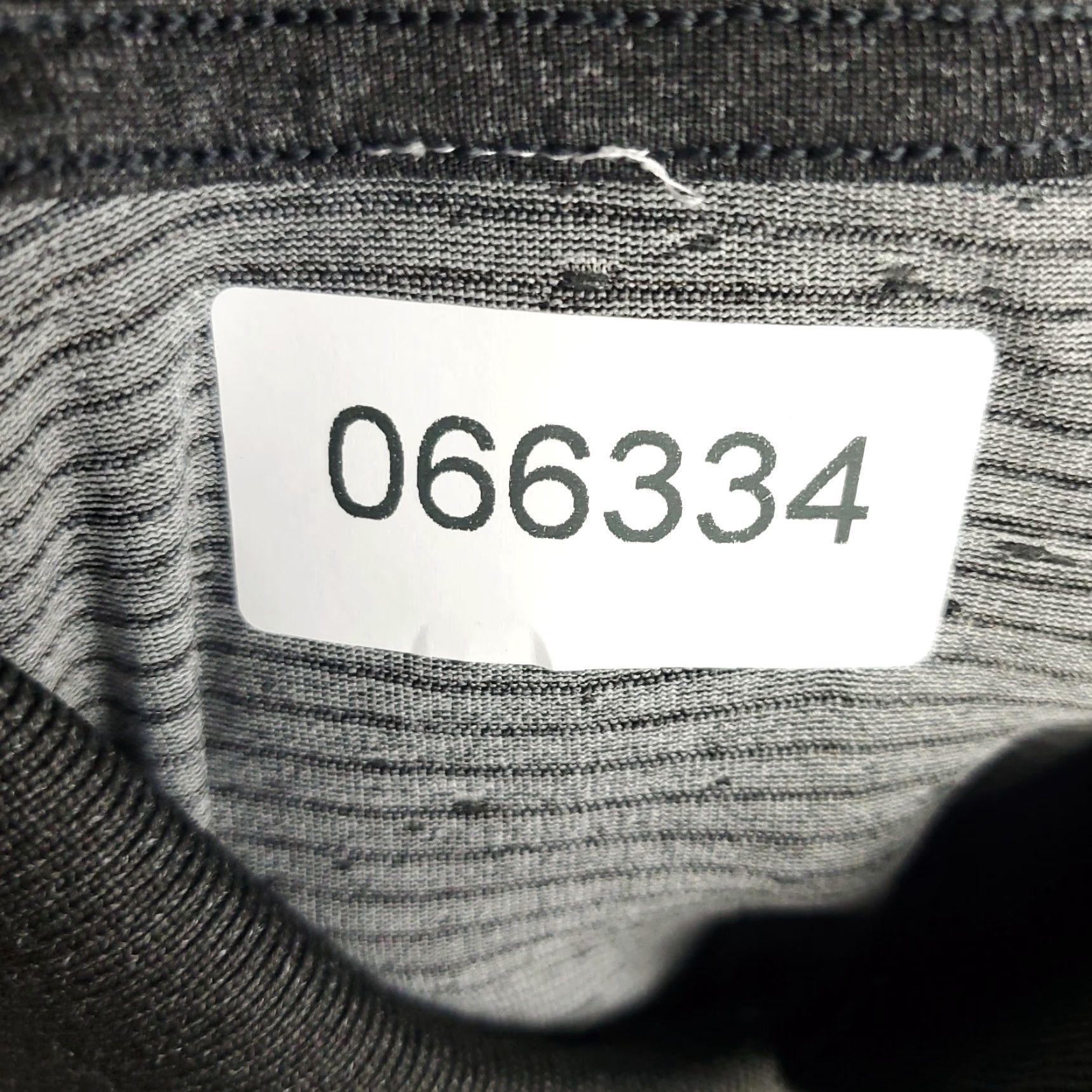 Lululemon Lululemon Polo Shirt Mens Large Gray Stretch Active Golf Short Sleeve - Polo, Men, L, Gray, Regular Fit, Button Collar, Logo, Breathable, All Seasons Size US L / EU 52-54 / 3 - 8 Thumbnail